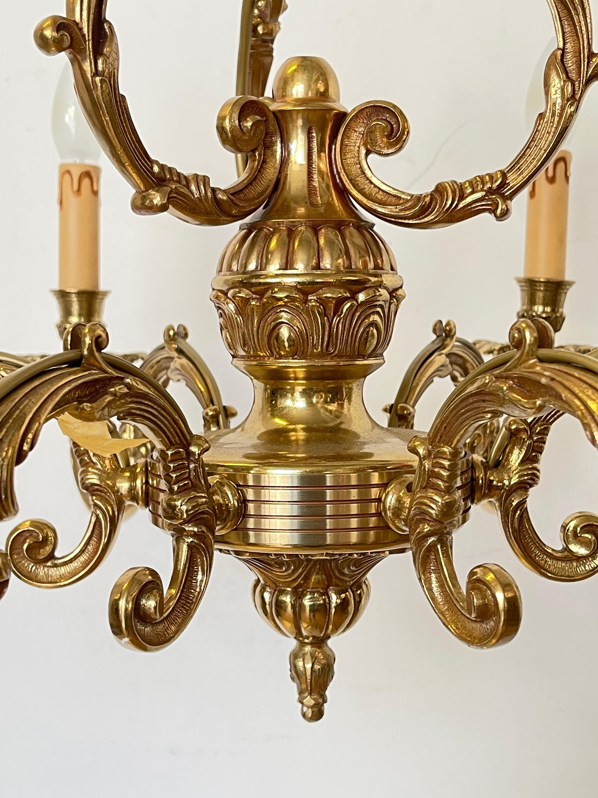 Lampadario Chandelier in Bronzo Dorato a Sei Luci, Versailles - Eleganza Dorata