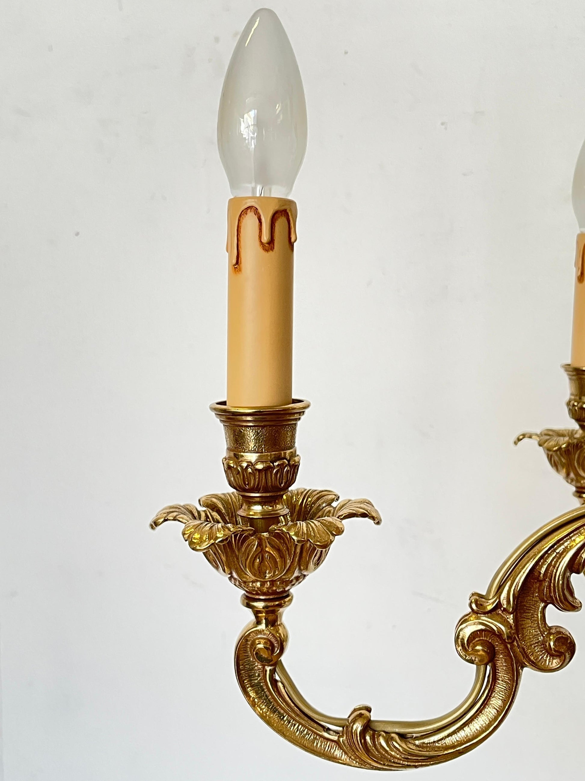 Lampadario Chandelier in Bronzo Dorato a Sei Luci, Versailles - Eleganza Dorata