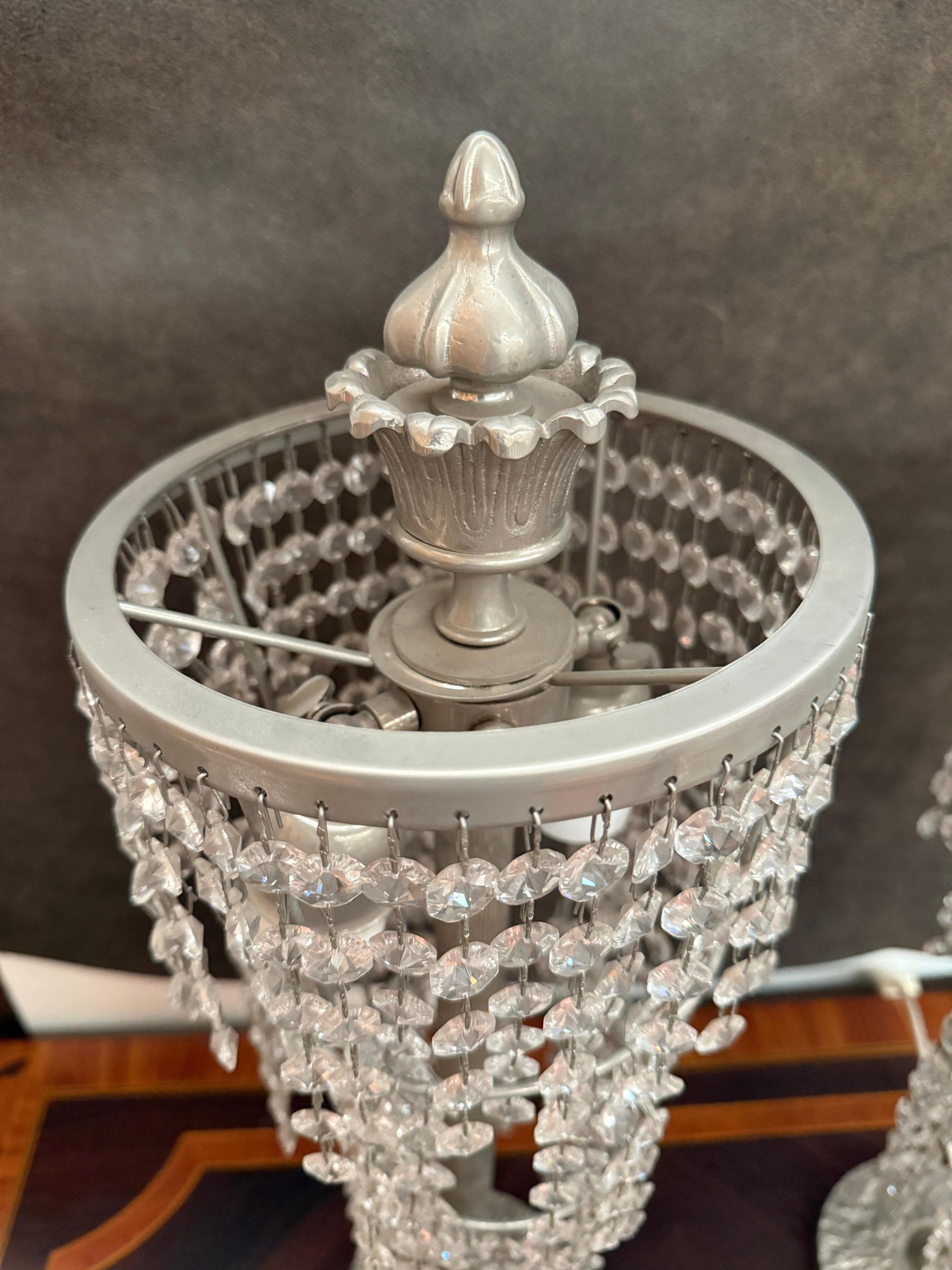 Coppia di lampade da tavolo eleganti rugiano in stile classico italiano anni '80