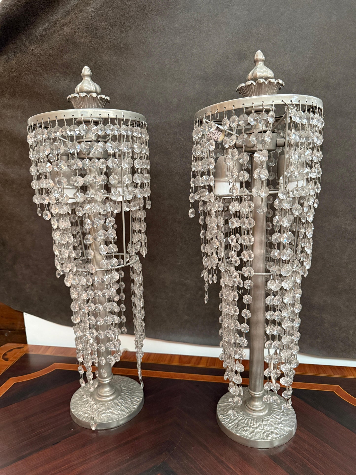 Coppia di lampade da tavolo eleganti rugiano in stile classico italiano anni '80