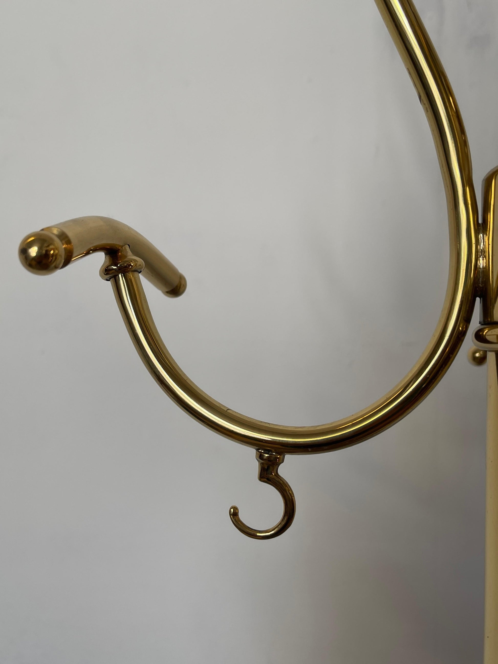 Elegante Appendiabiti da terra in ottone lucido, stile classico e raffinato 1980