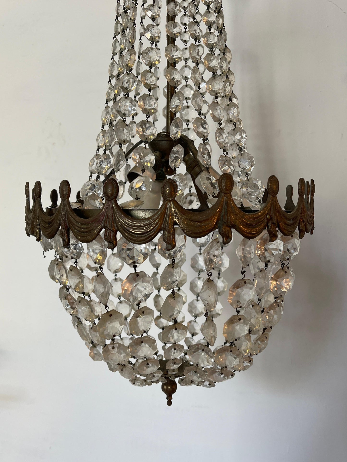 Lampadario in bronzo e cristallo stile imperio anni '50