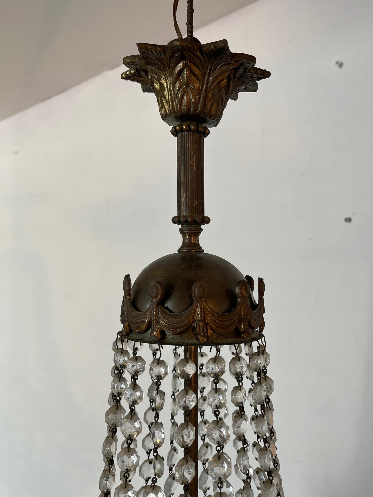 Lampadario in bronzo e cristallo stile imperio anni '50