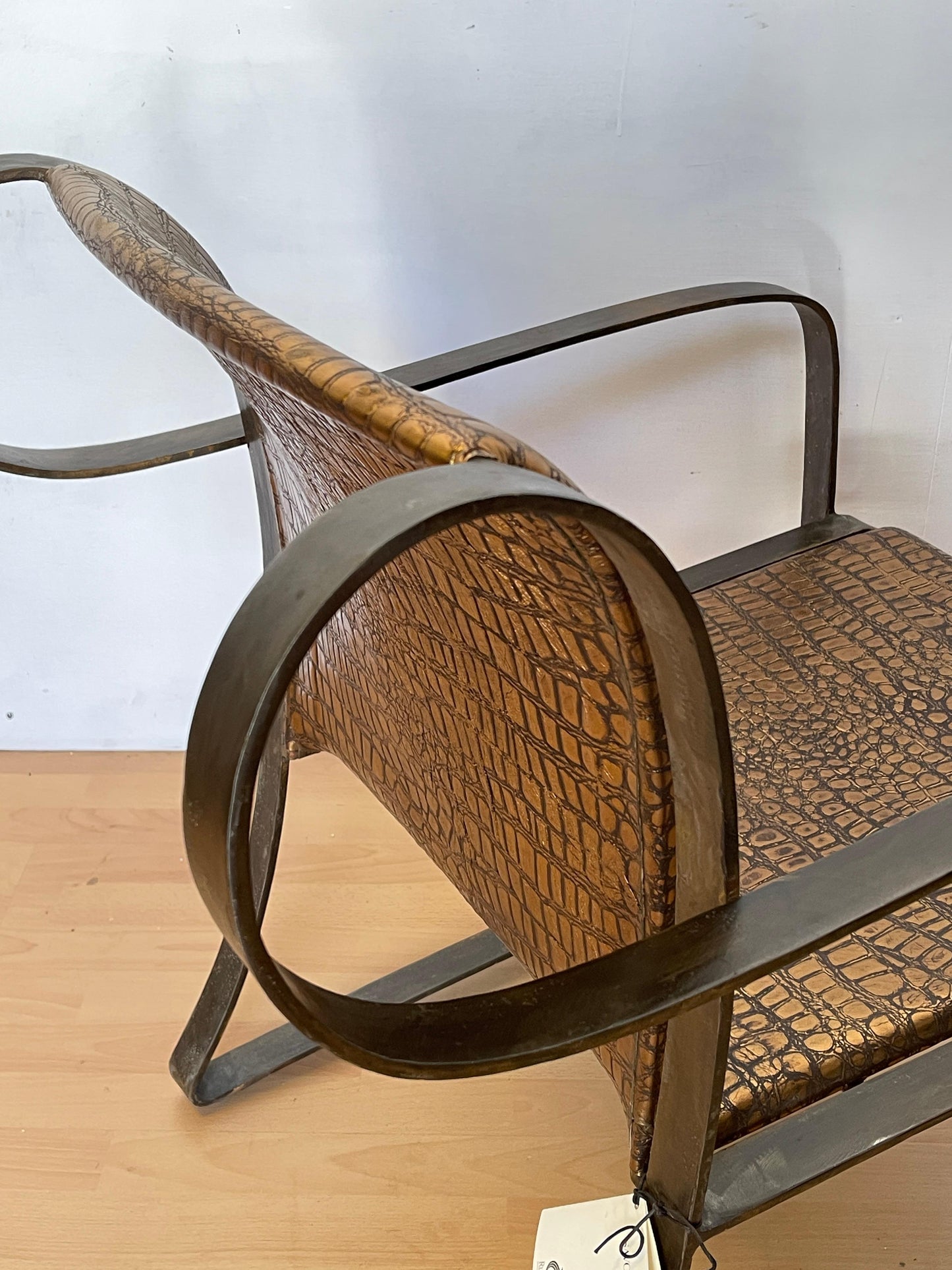 Sedia "Serpente" in Ferro Battuto e Pelle Effetto Coccodrillo