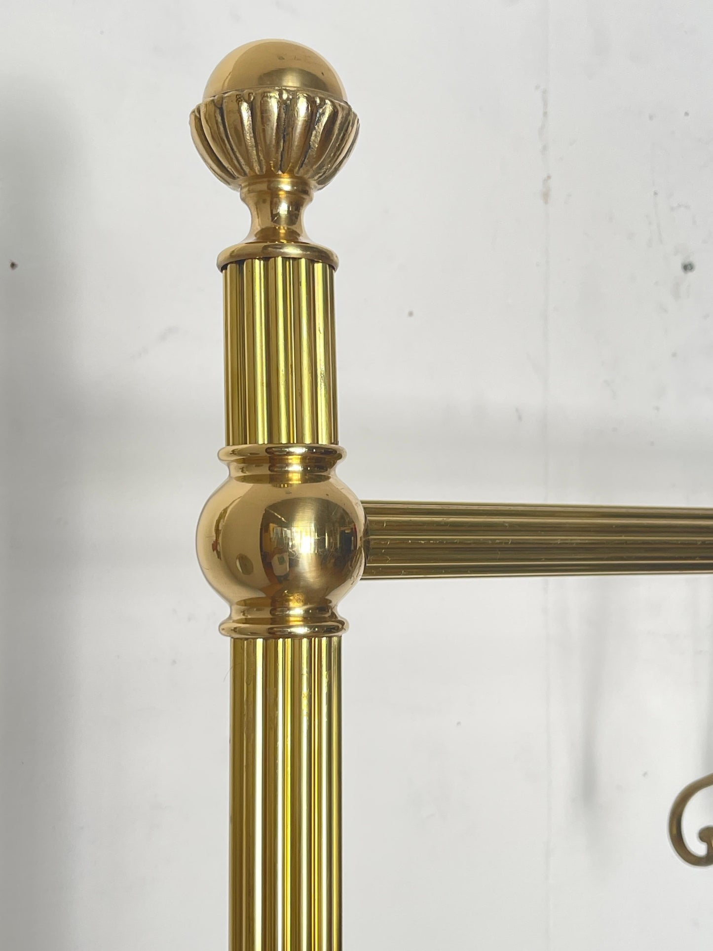 Appendiabiti da Terra in Ottone Lucido -Stile Vintage di Lusso, Italia, anni '60