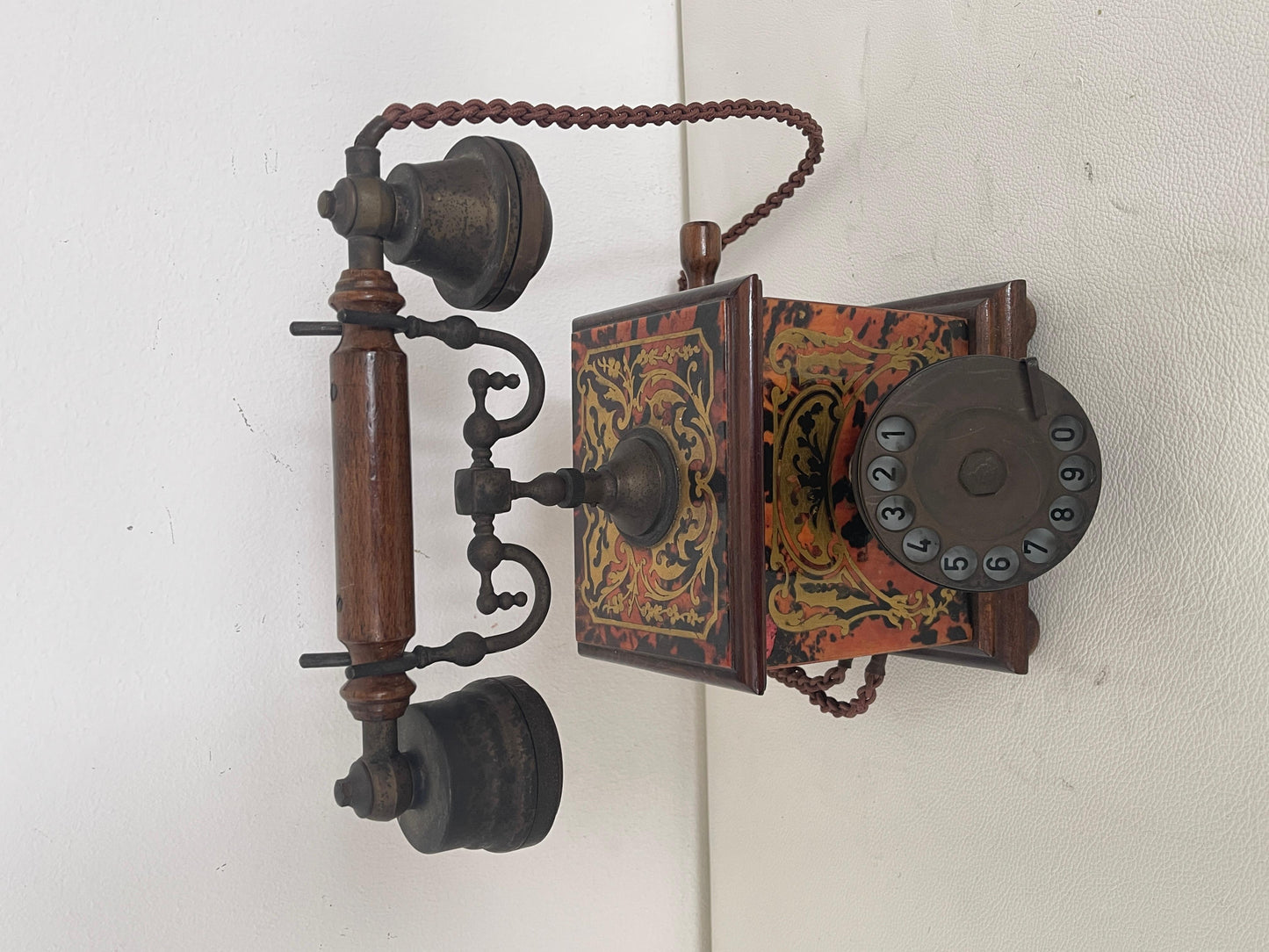Telefono da Tavolo d'Epoca in Stile Boulle – Legno e Ottone