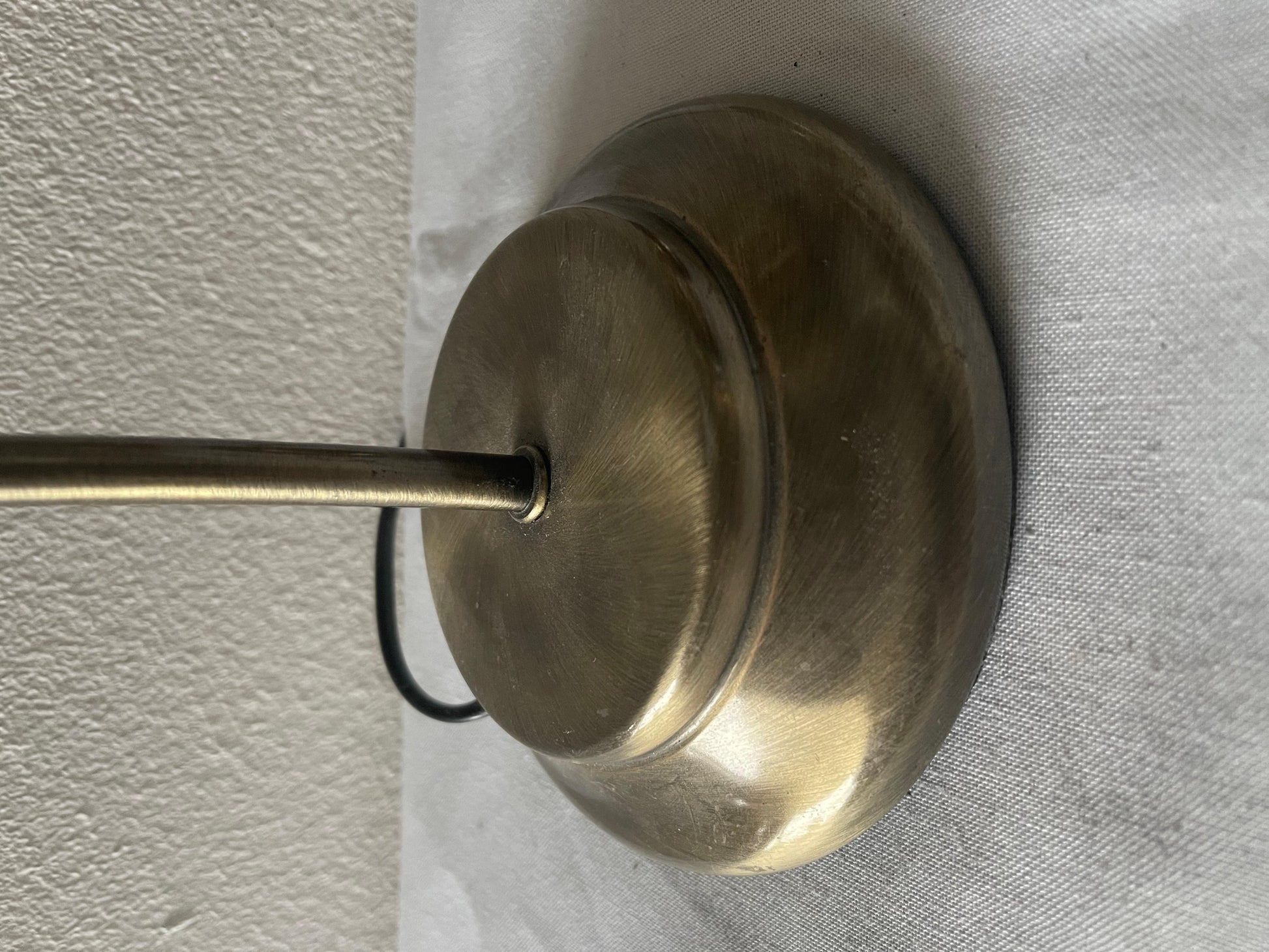 Bella coppia di lampade da tavolo in vetro stile tulip italiano degli anni '80