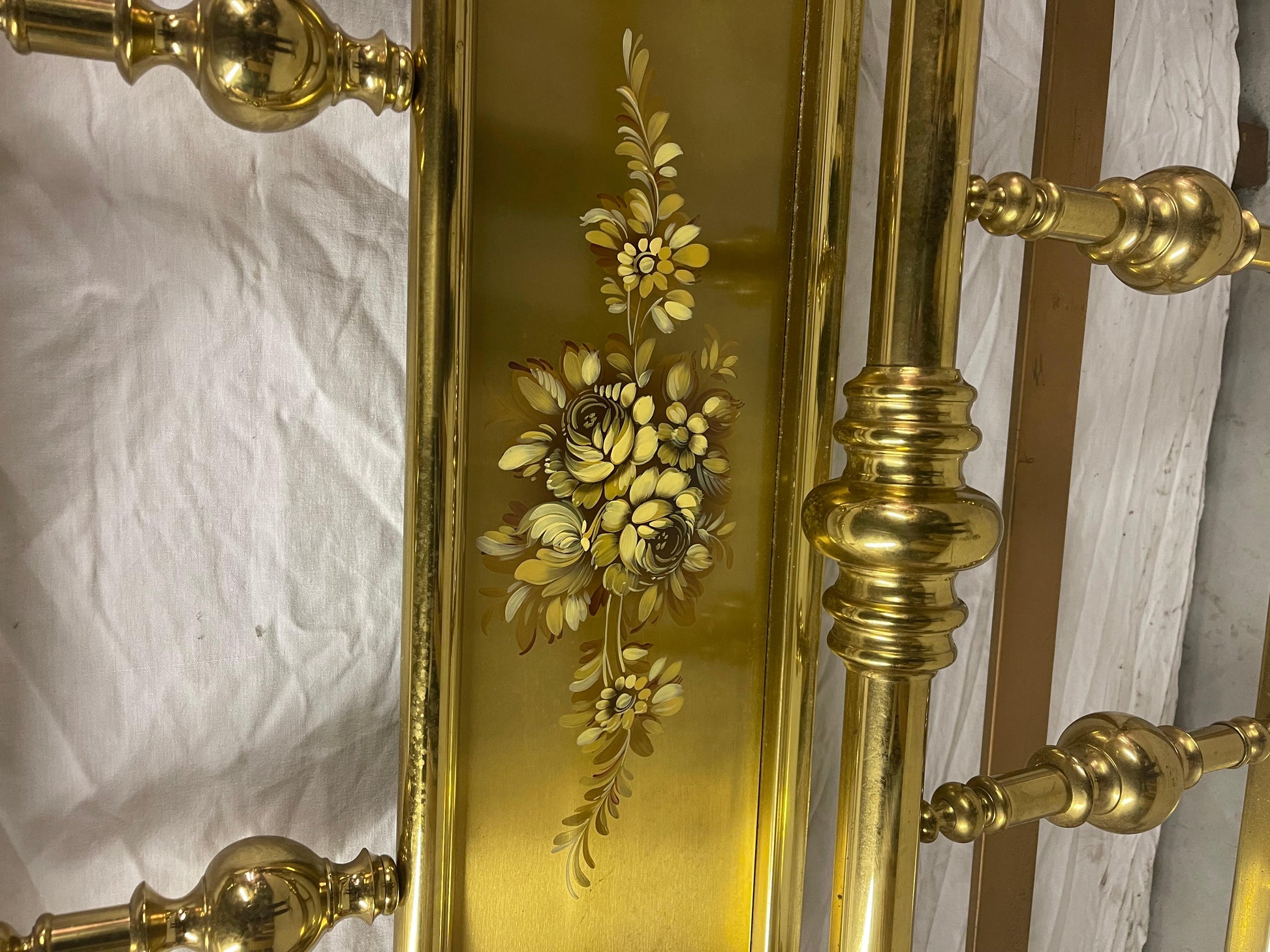 Letto in ottone dorato de disegn italiano stile vittoriano vintage anni '60