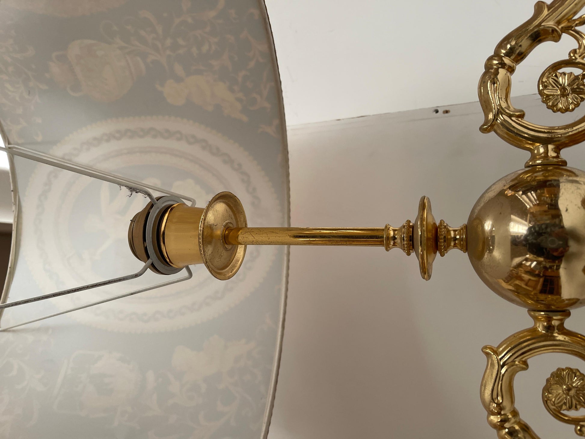 Lampada da tavolo stile francese versailles età dell'oro anni '60