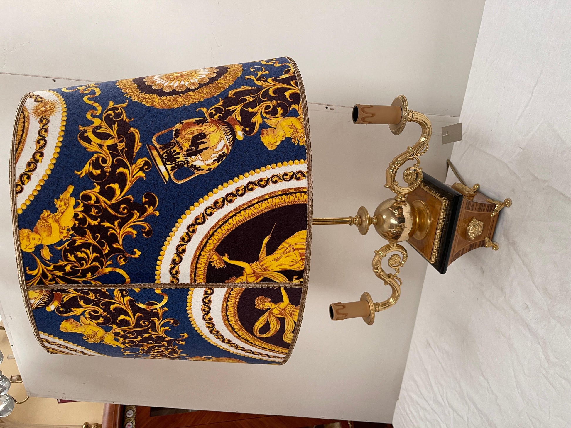 Lampada da tavolo stile francese versailles età dell'oro anni '60