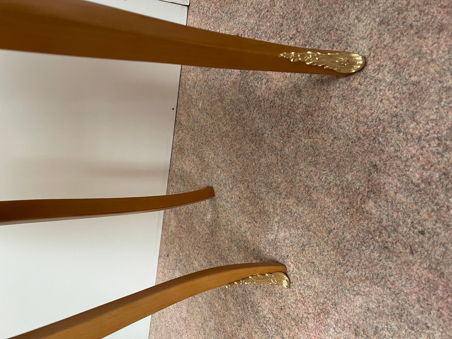 Bellisima coppia di comodini francese stile luigi XVI in legno e bronzo anni 70