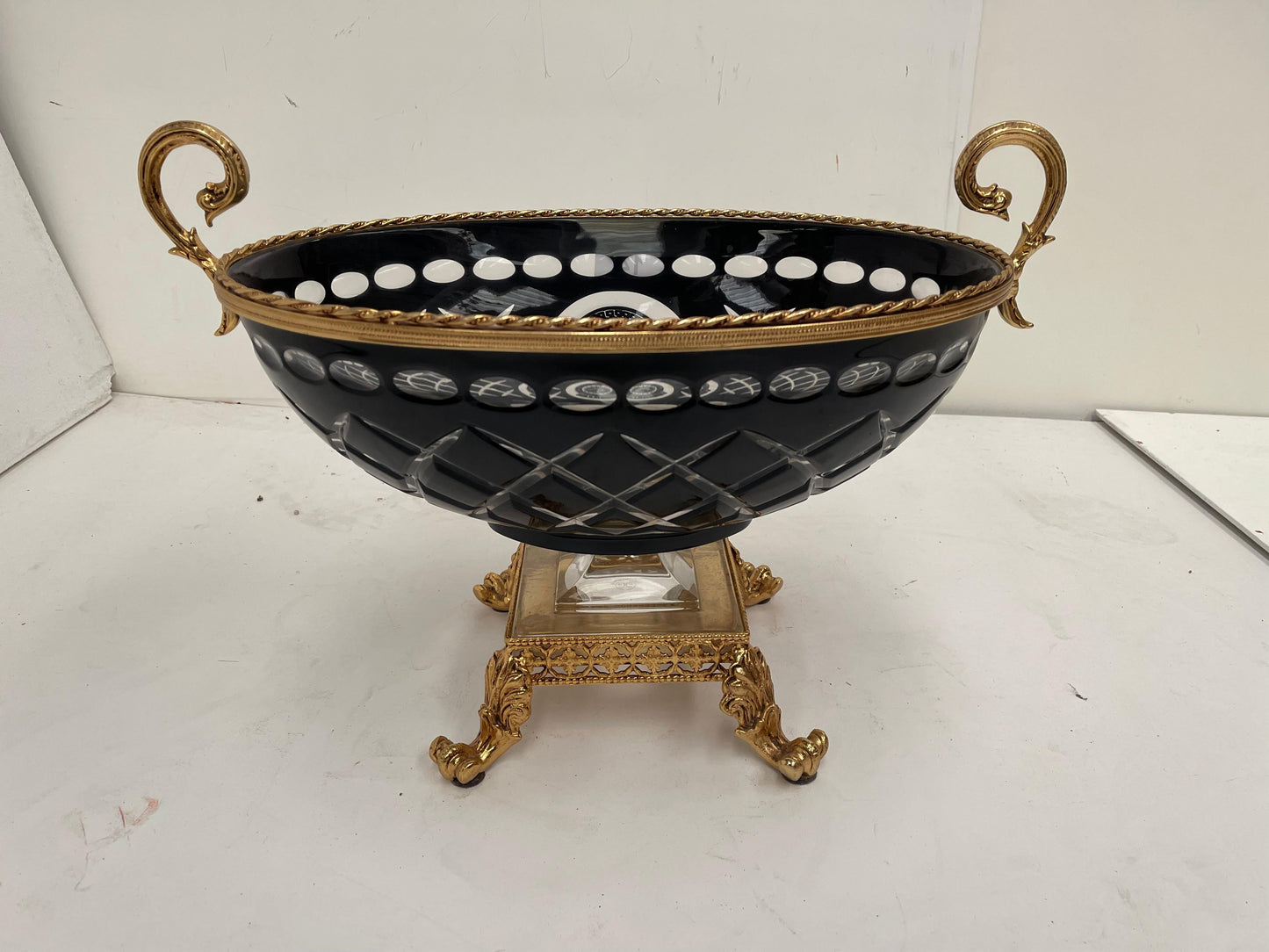 Capolavoro in Cristallo molato a mano in bronzo dorato