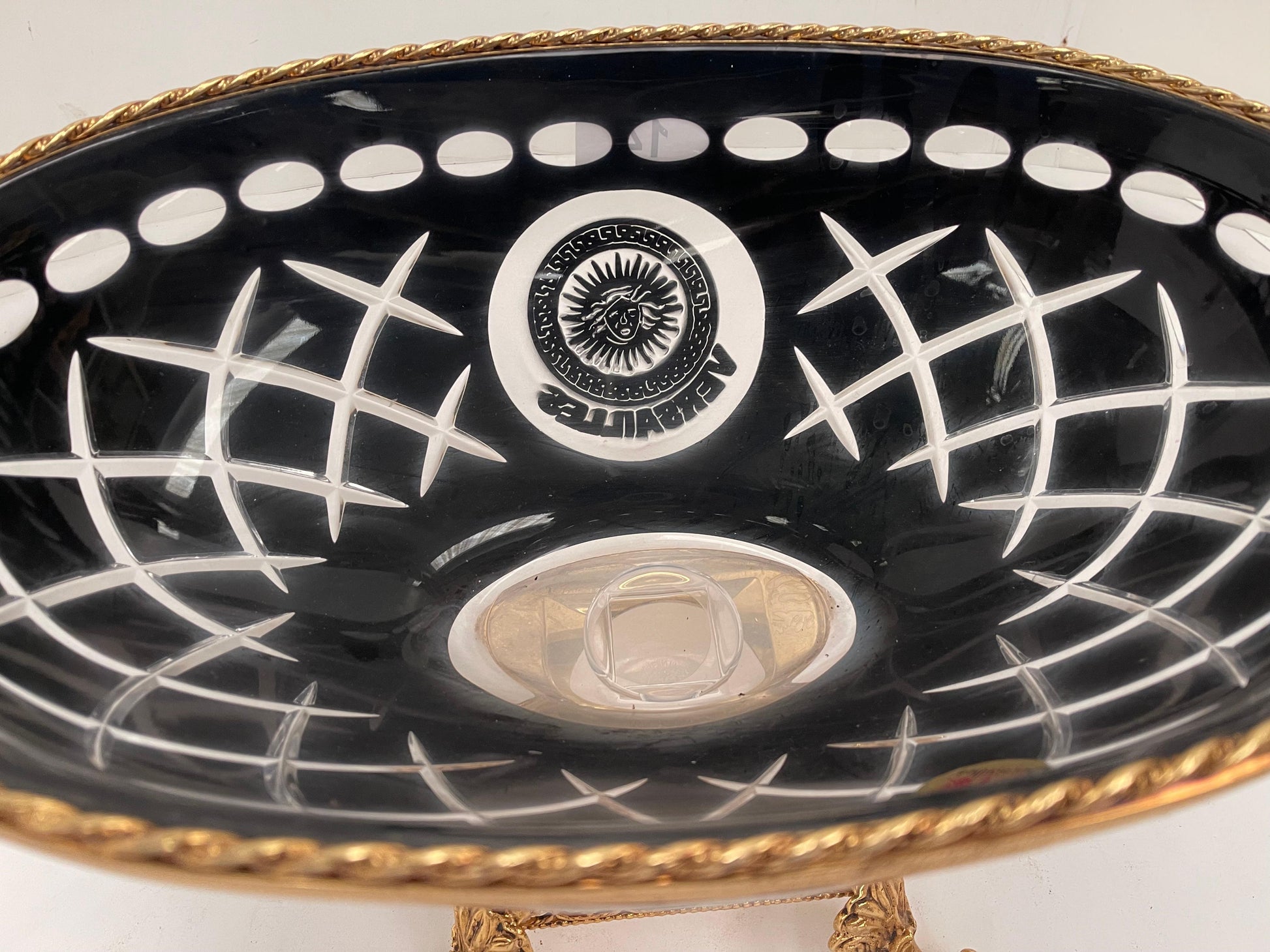 Capolavoro in Cristallo molato a mano in bronzo dorato