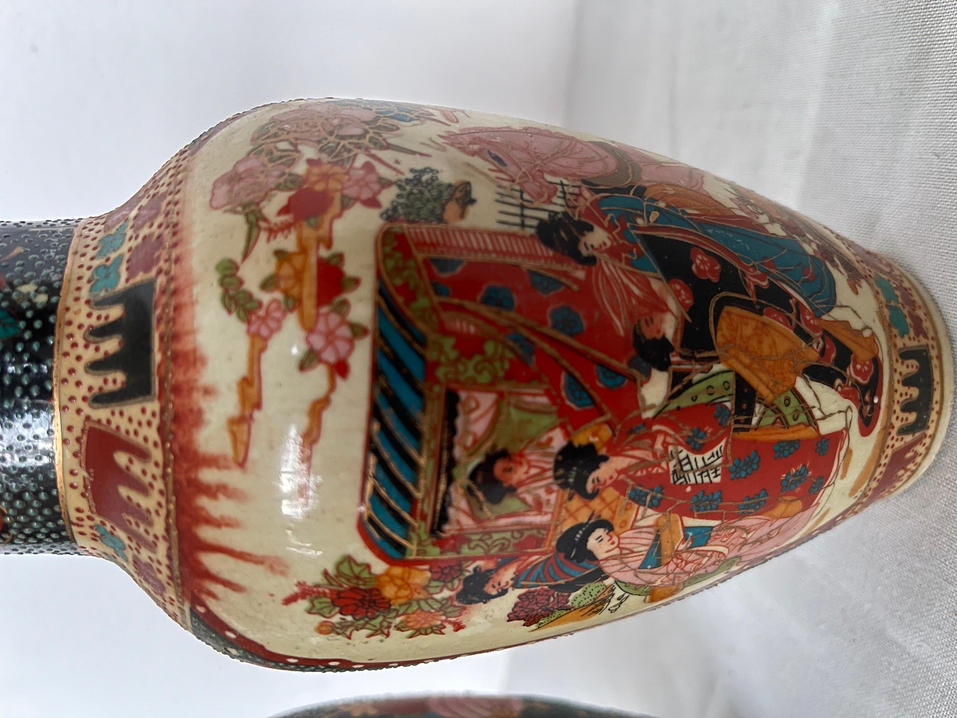 Antica coppia di vasi giapponesi stile meiji XX secolo