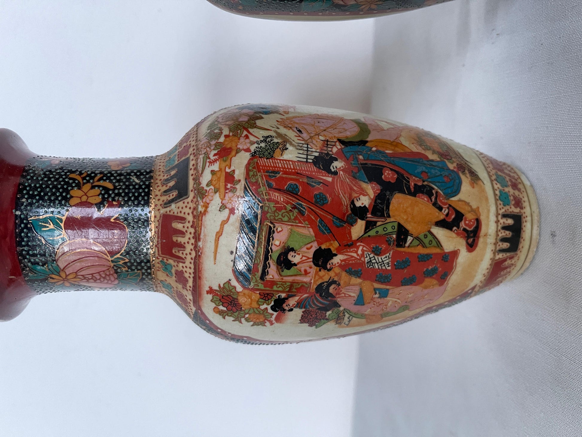 Antica coppia di vasi giapponesi stile meiji XX secolo