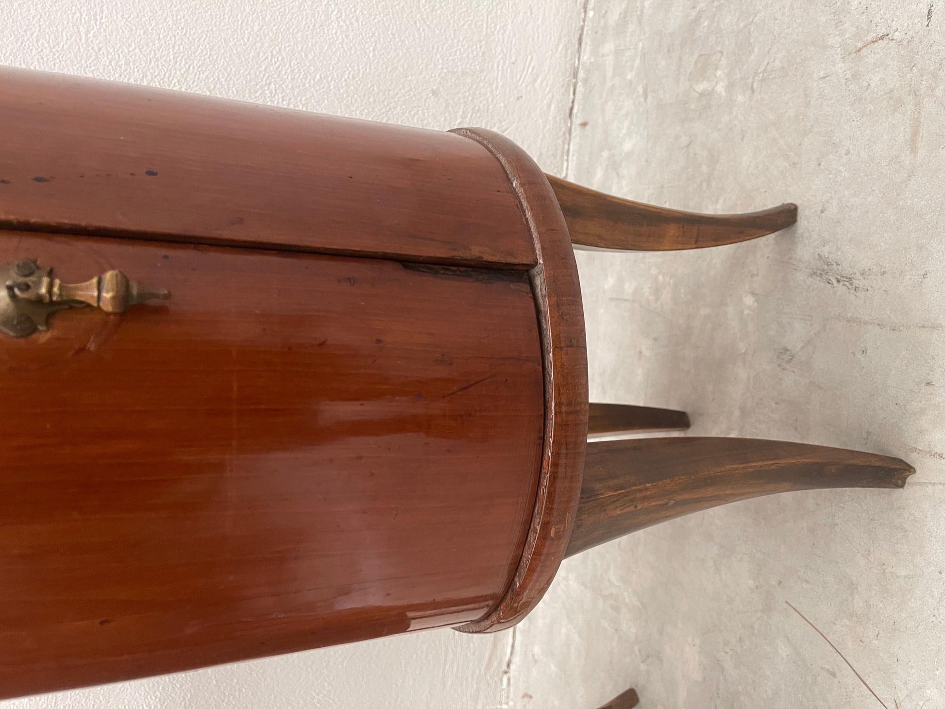 Set Mobiletto rotondo vintage in legno originale