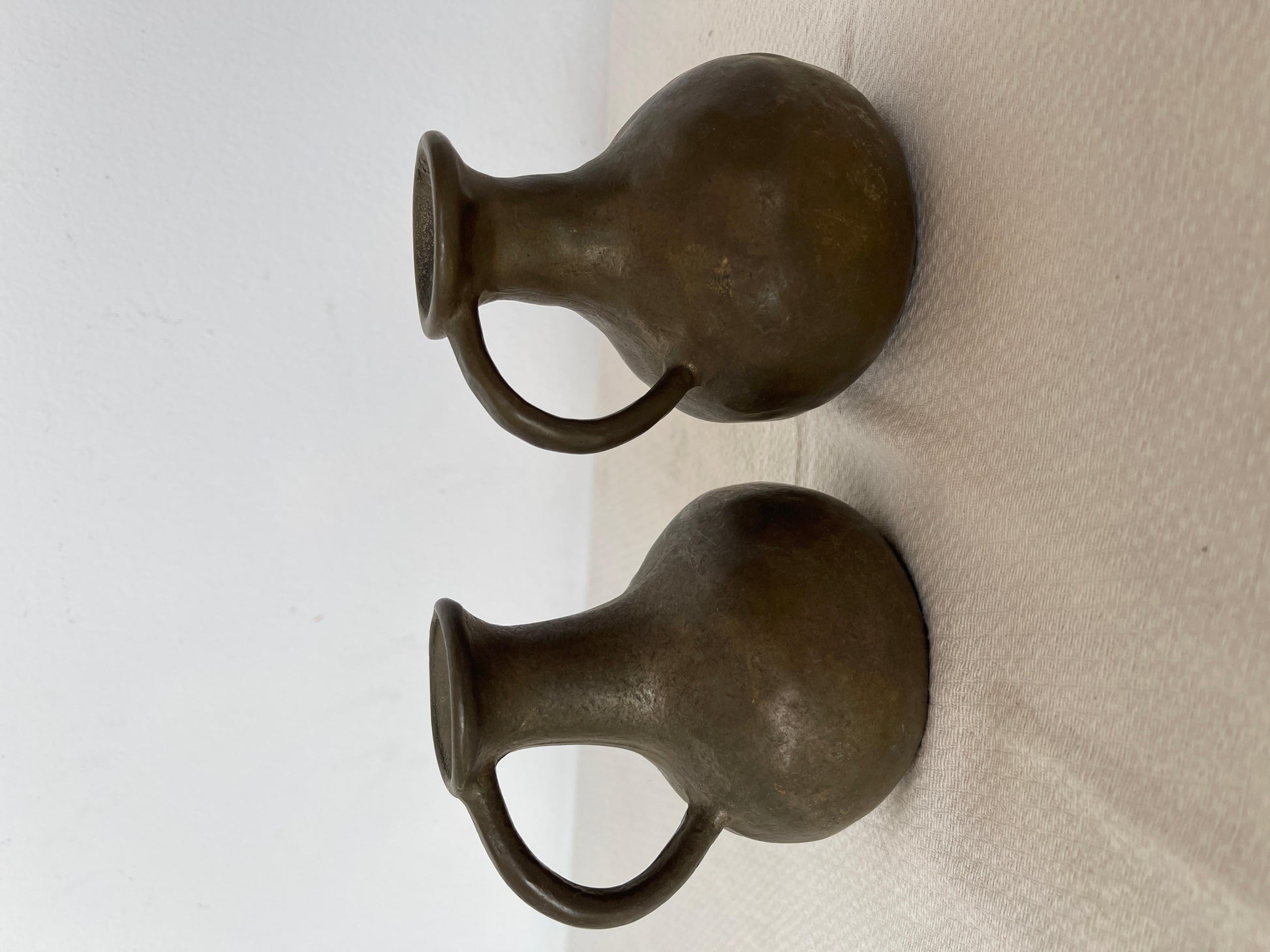 Antica coppia di vasi in bronzo massiccio, XIX secolo