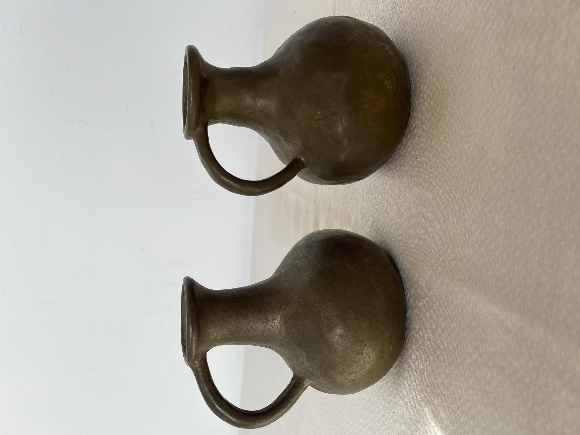 Antica coppia di vasi in bronzo massiccio, XIX secolo