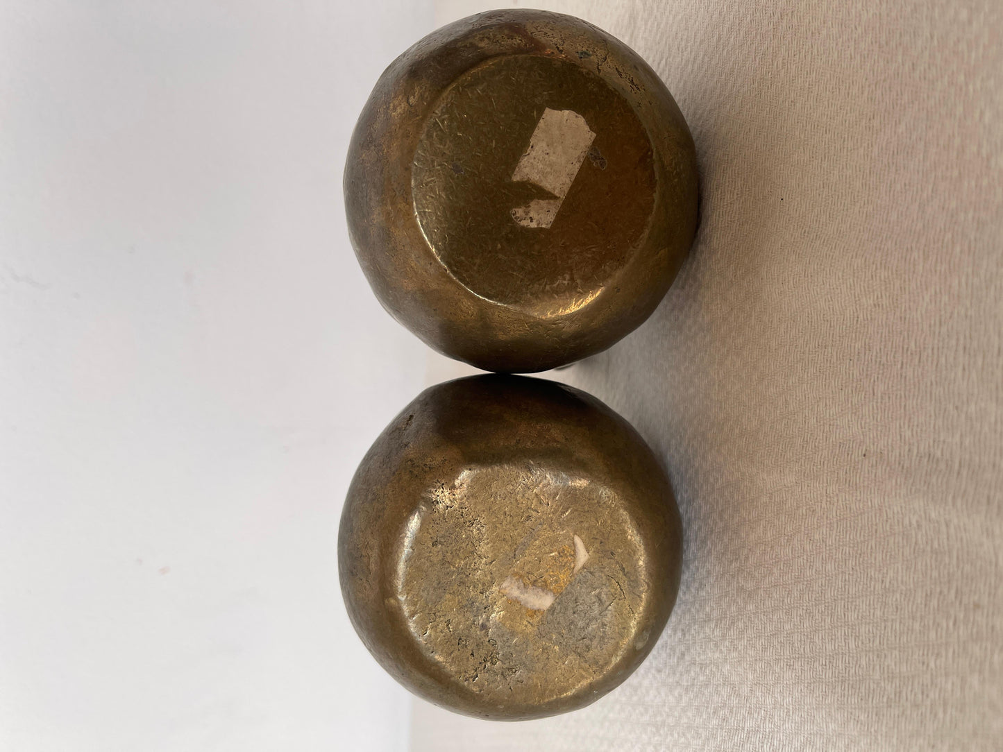 Antica coppia di vasi in bronzo massiccio, XIX secolo