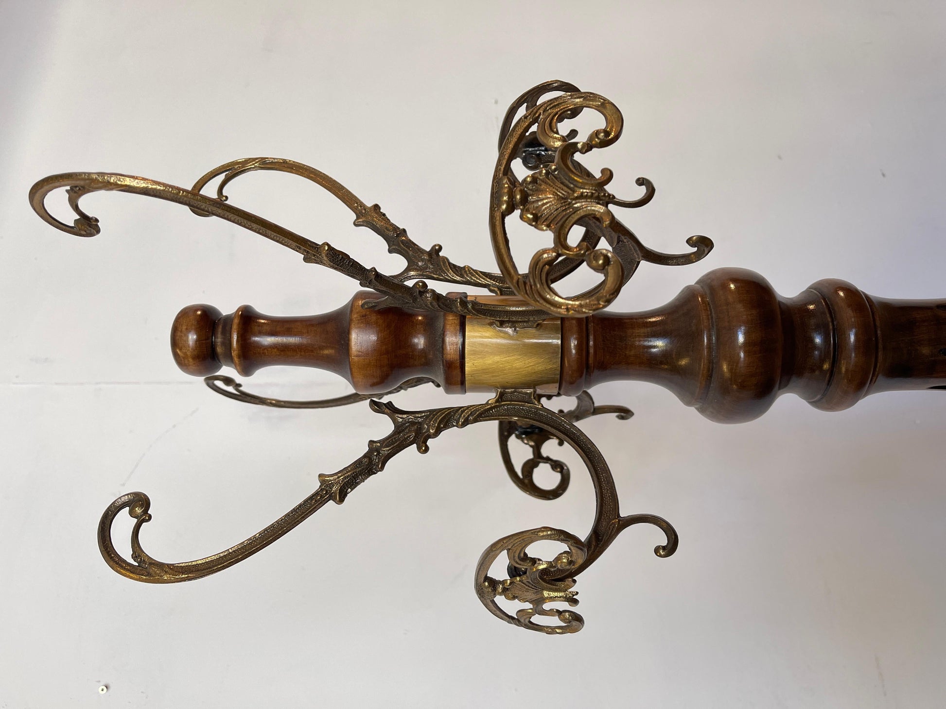 Appendiabiti classico in stile italiano in legno e bronzo degli anni '40