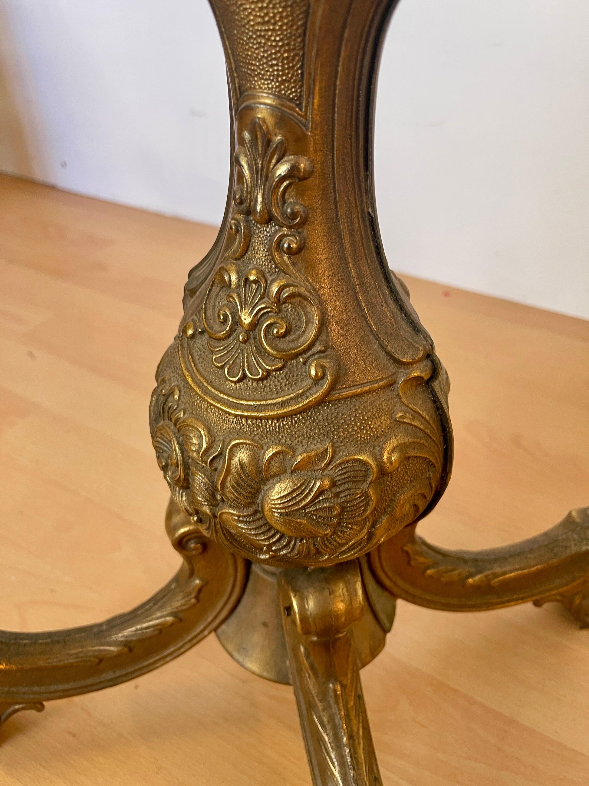 Appendiabiti classico in stile italiano in legno e bronzo degli anni '40