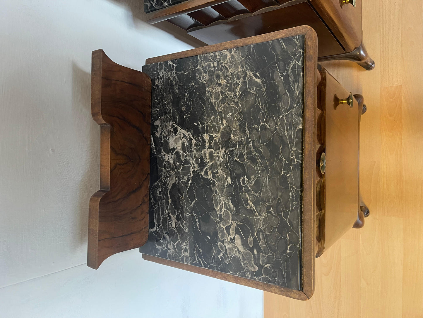 Coppia di comodini antichi Art Deco