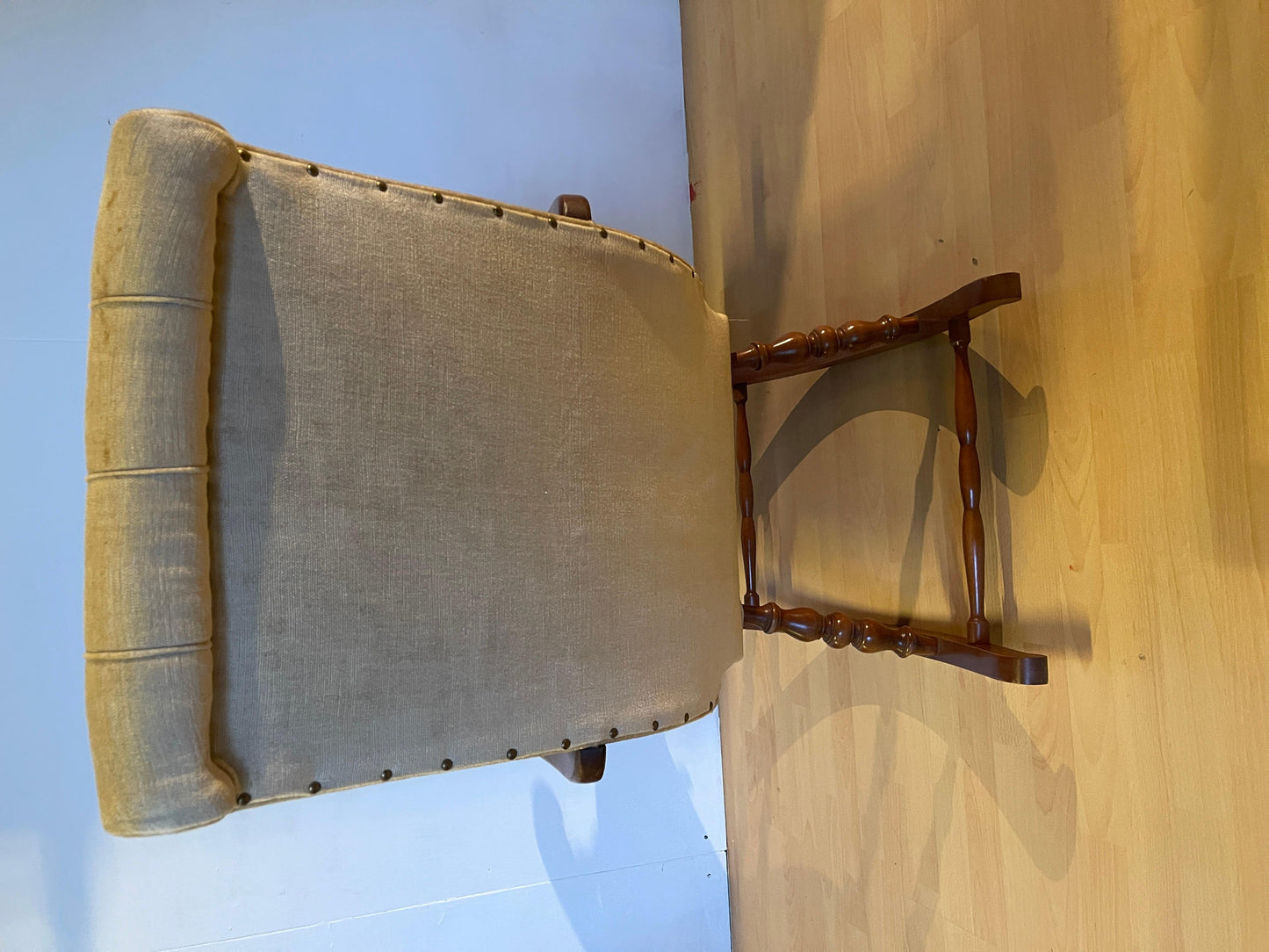 Elegante sedia a dondolo stile classico italiano anni '90