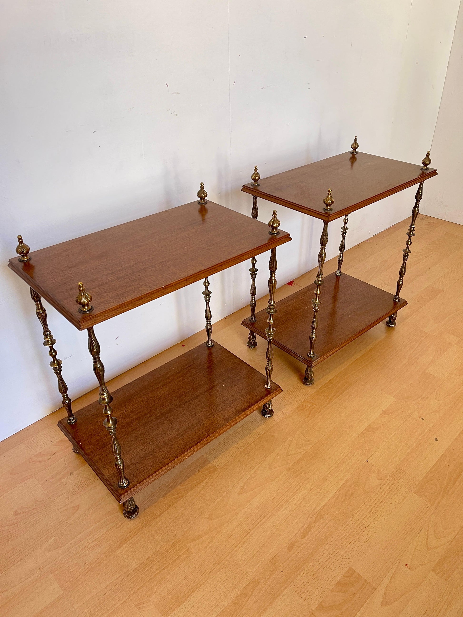 Set di librerie classiche italiane degli anni '50 in legno e bronzo