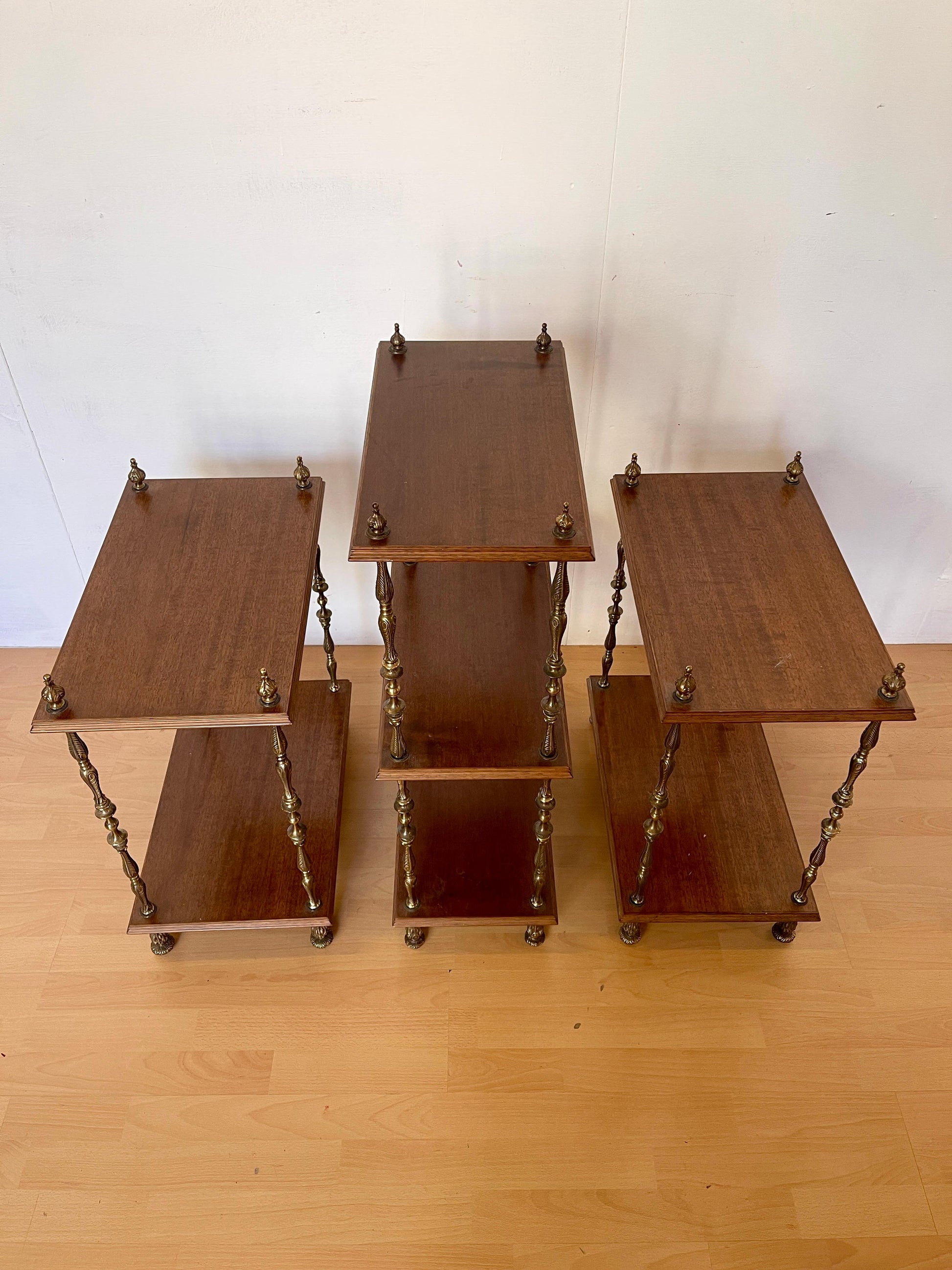 Set di librerie classiche italiane degli anni '50 in legno e bronzo