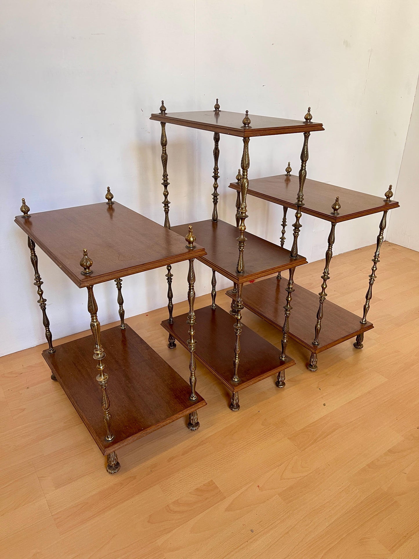 Set di librerie classiche italiane degli anni '50 in legno e bronzo