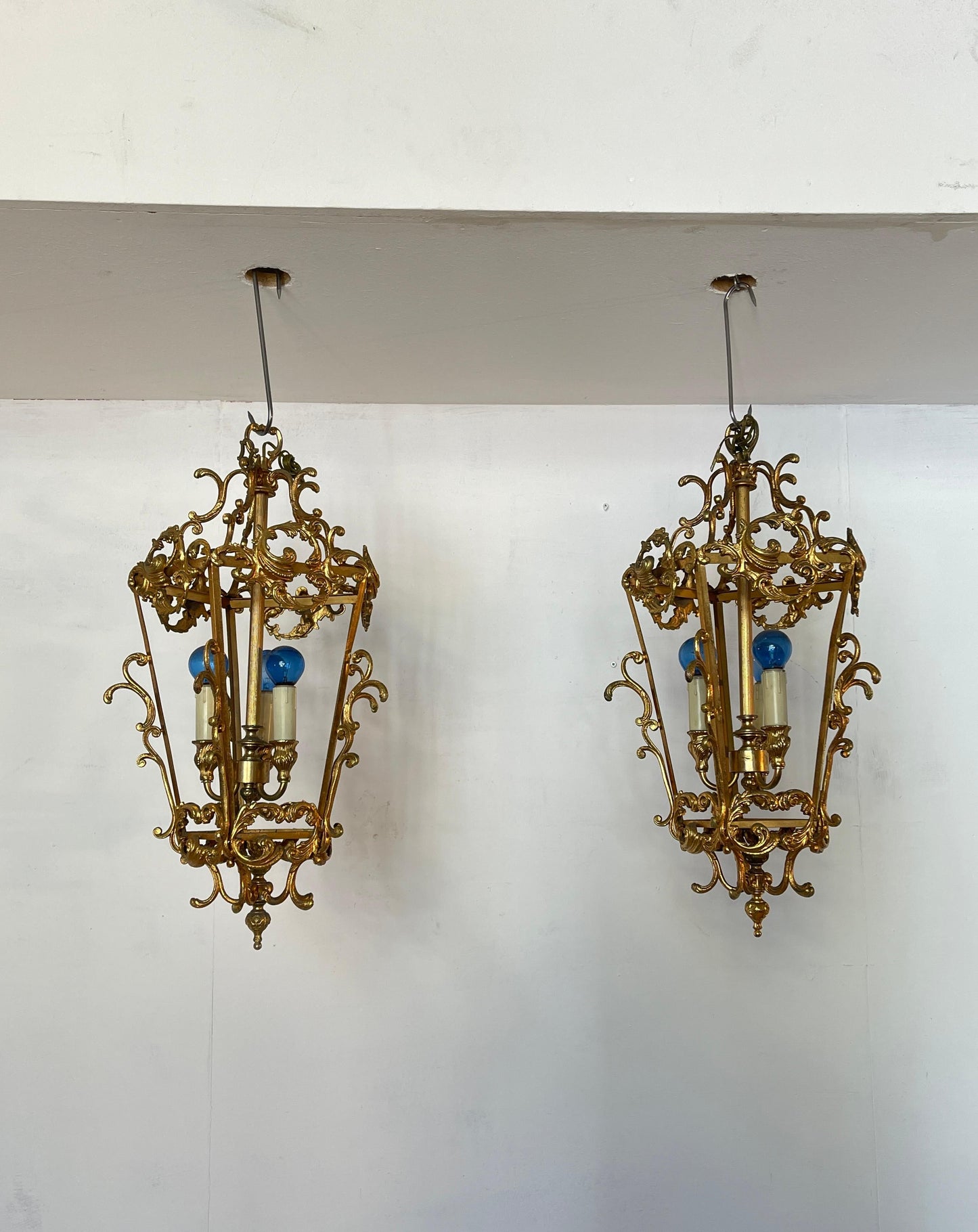 Coppia di lanterne vintage in bronzo degli anni '40