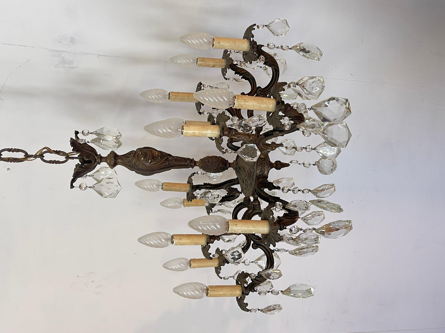 Elegante lampadario vintage in stile Classico con pendenti in Cristallo anni '40