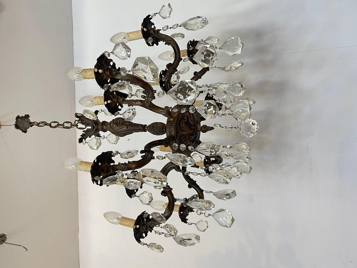 Elegante lampadario vintage in stile Classico con pendenti in Cristallo anni '40