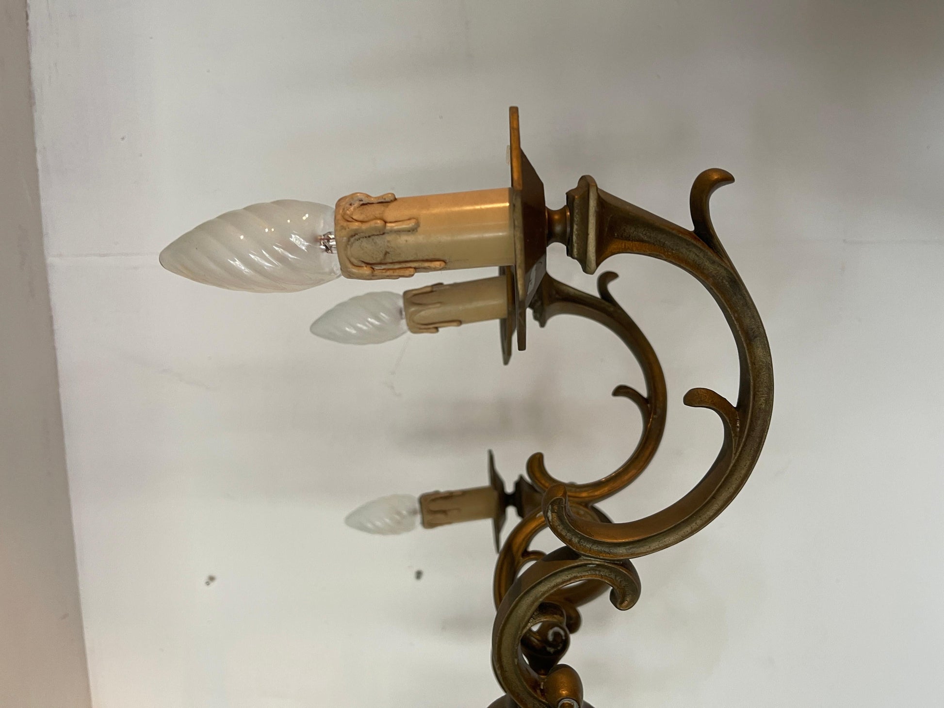 Lampadario in bronzo stile classico robusto italiano anni '70