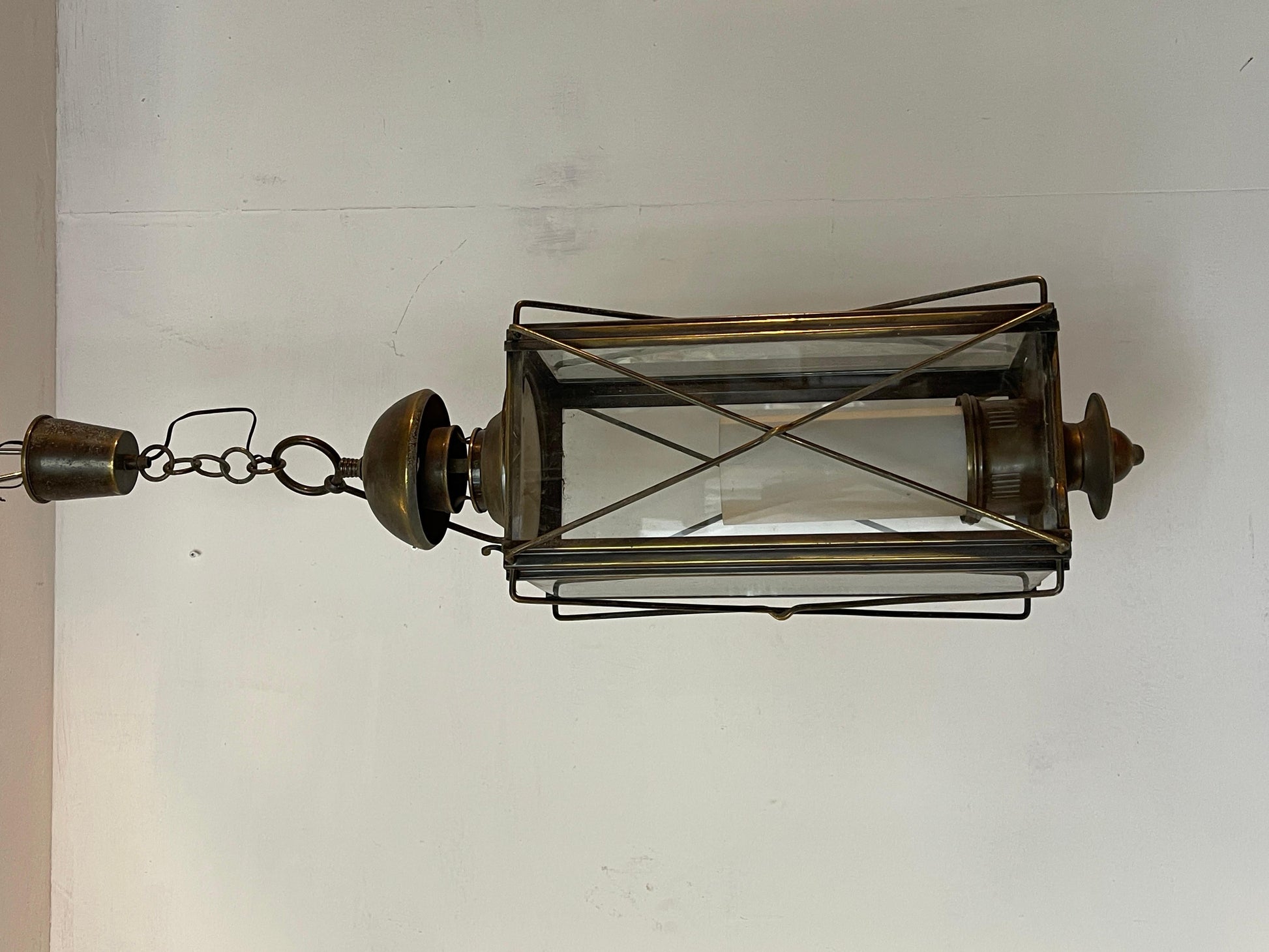 Lampadario classico italiano in bronzo e cristallo stile anni '40