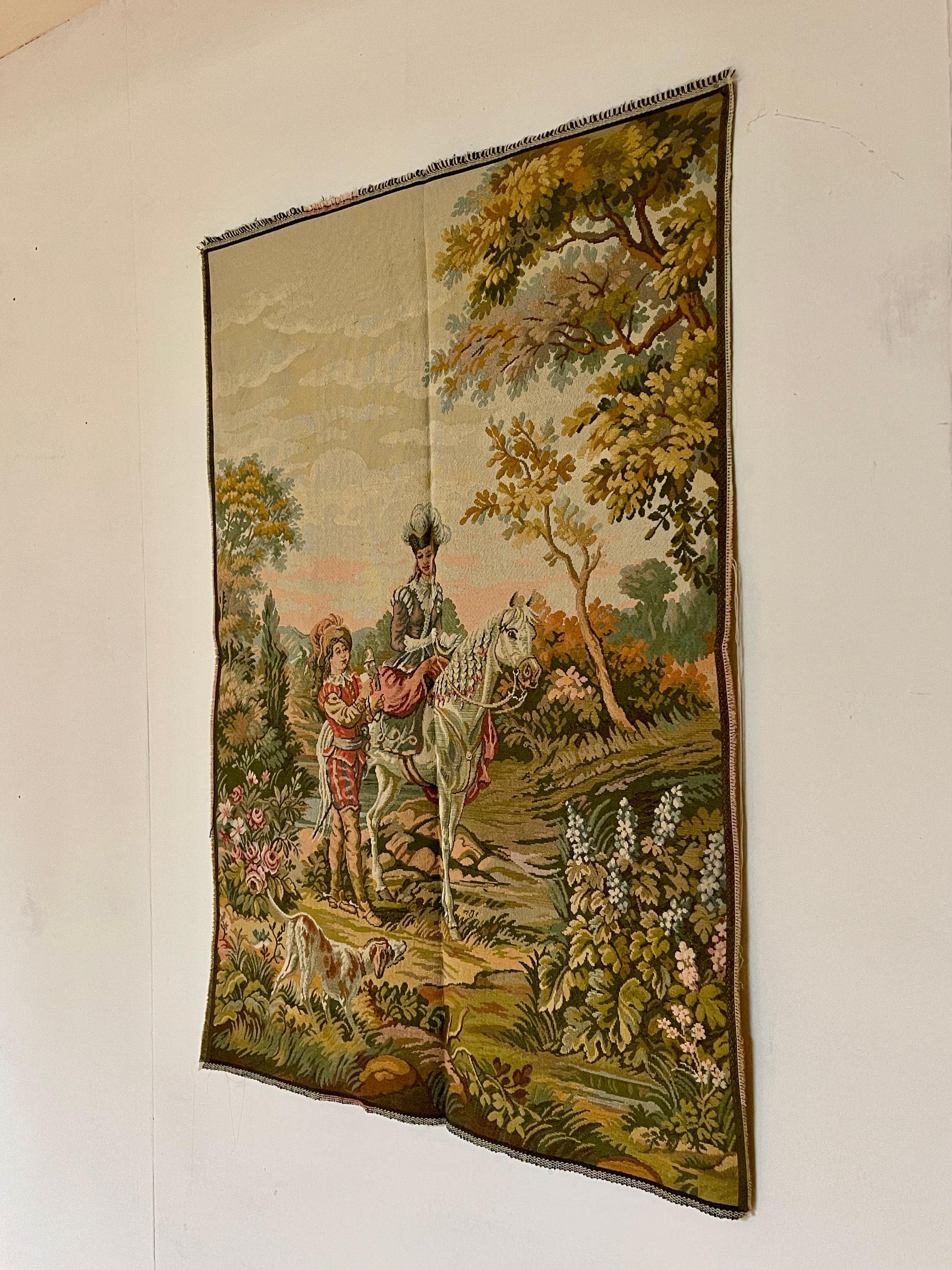 Arazzo francese raffigurante un cavallo d'epoca degli anni '90.