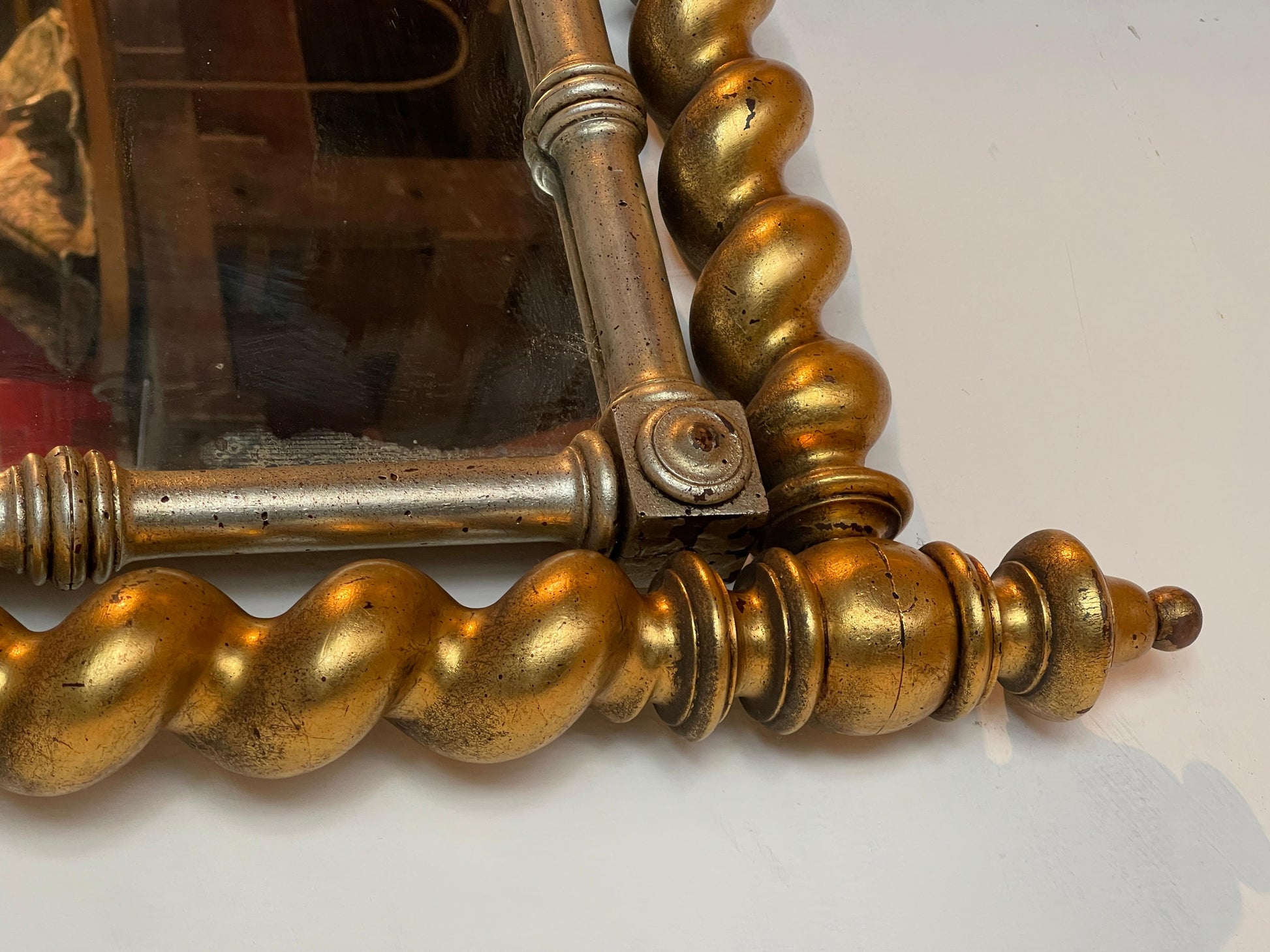 Antico specchio in legno in stile tortiglione fine XIX secolo