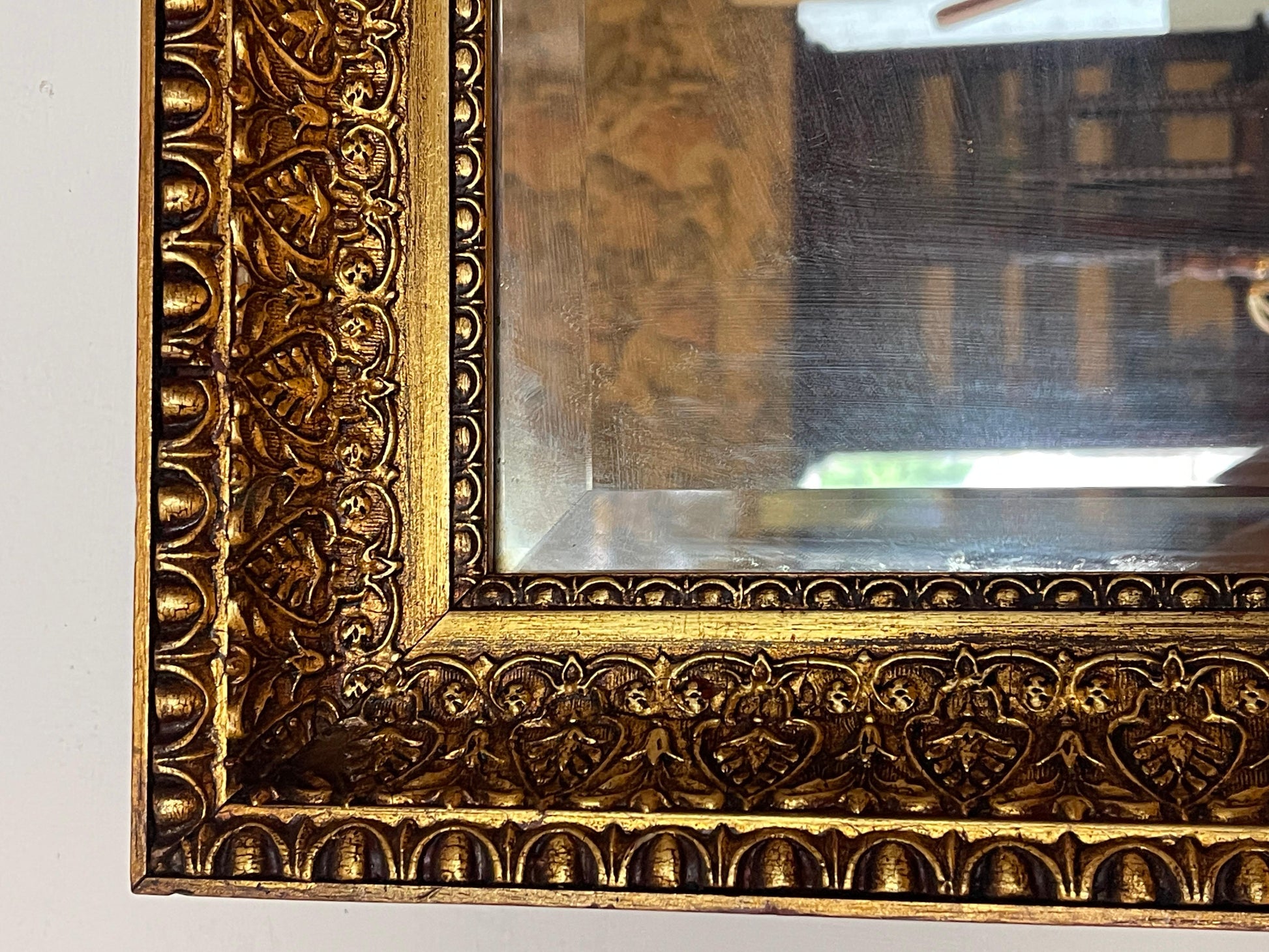 Specchio classico italiano in legno vintage anni '80