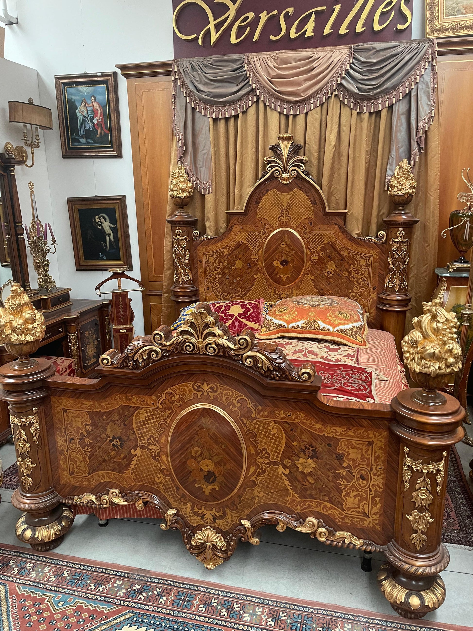 Prestigioso ed lusso Letto francese stile Luigi XV anni '70