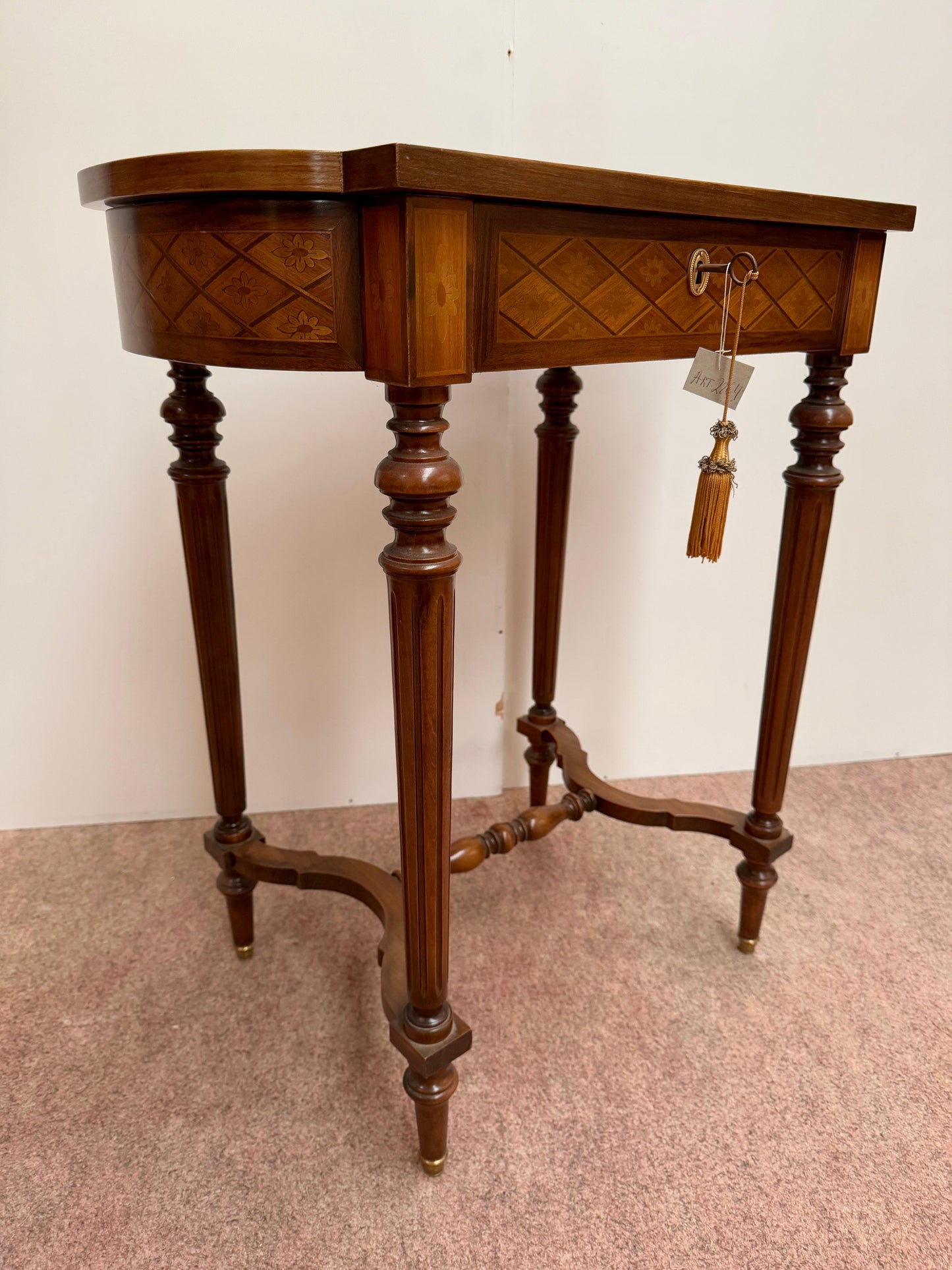 Tavolino intarsiato italiano vintage anni '90