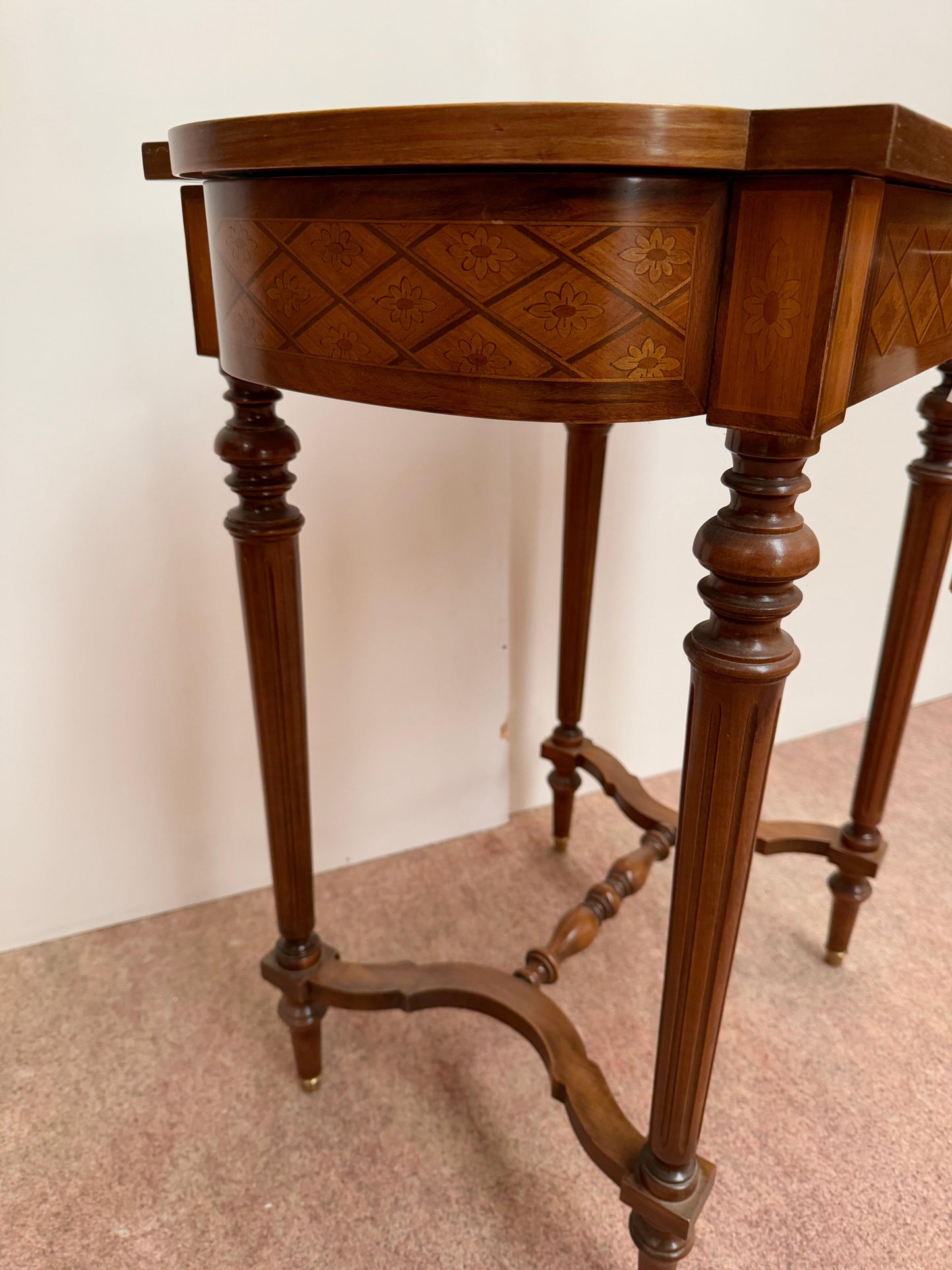 Tavolino intarsiato italiano vintage anni '90