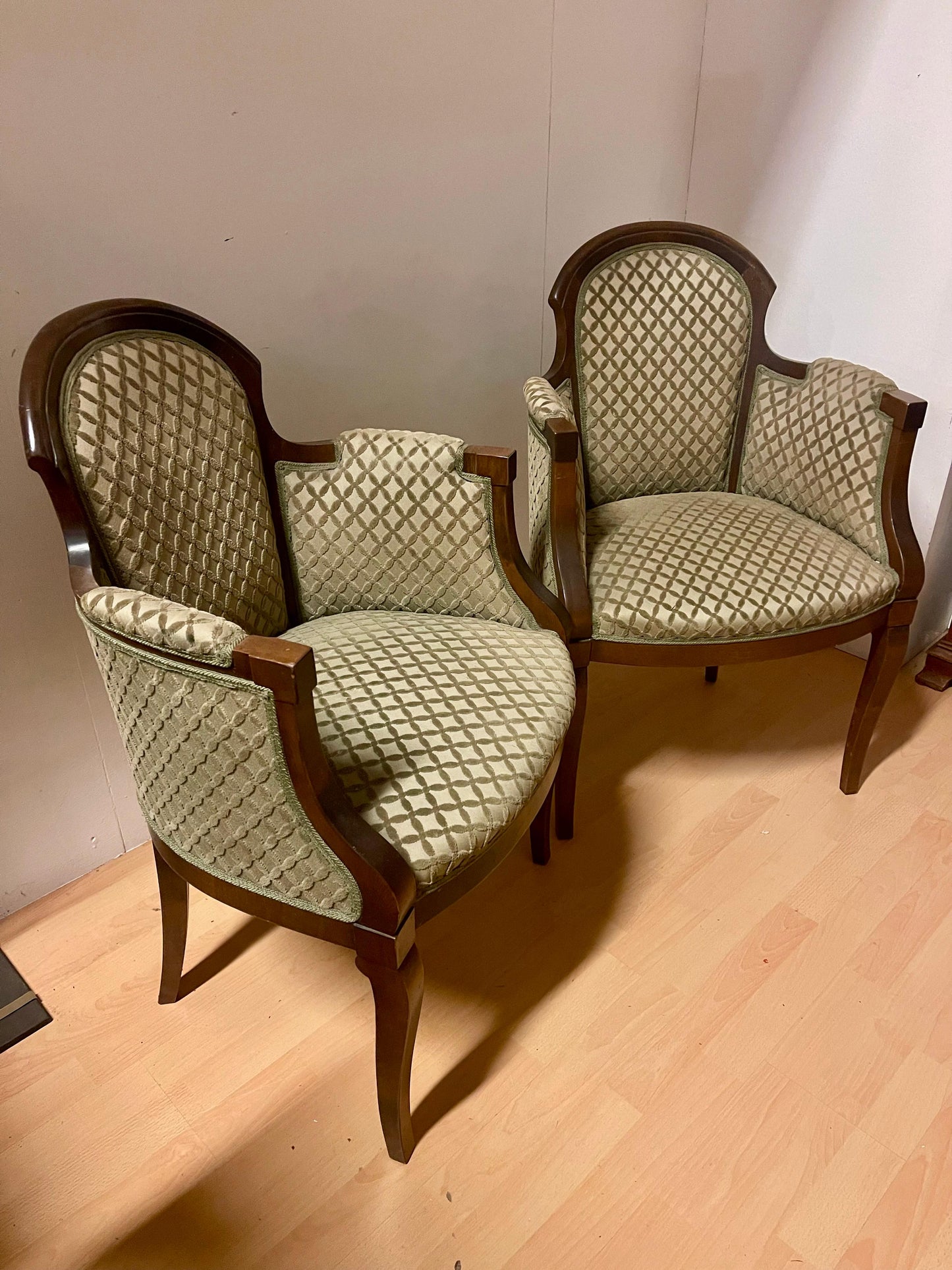 Coppia di poltroncine eleganti in stile classico Luigi Filippo