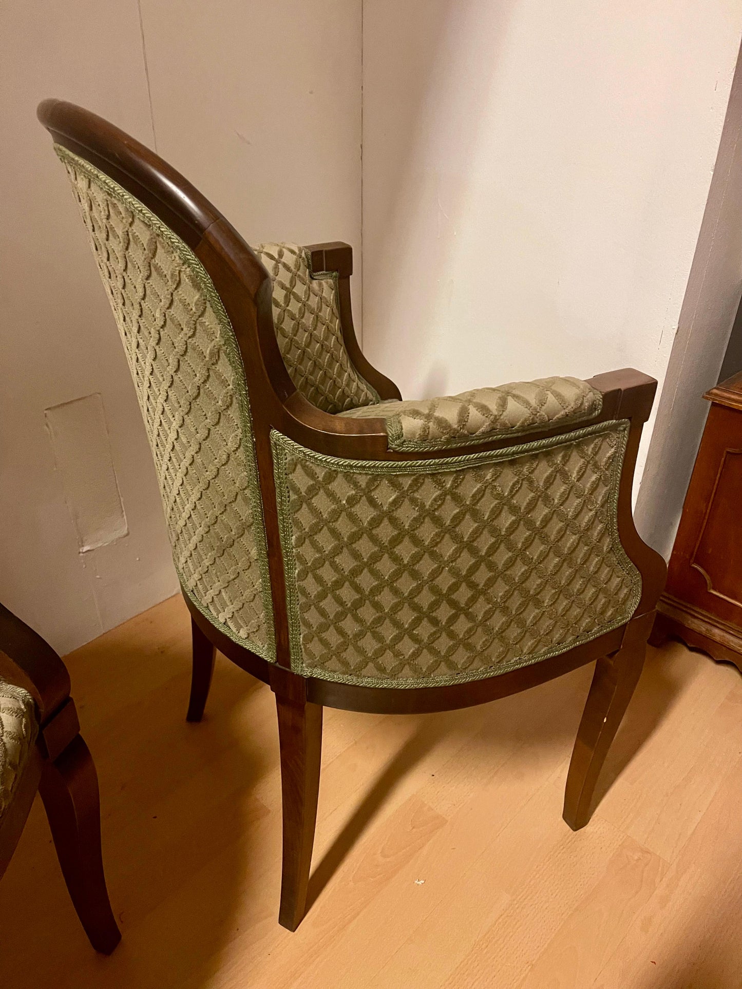 Coppia di poltroncine eleganti in stile classico Luigi Filippo