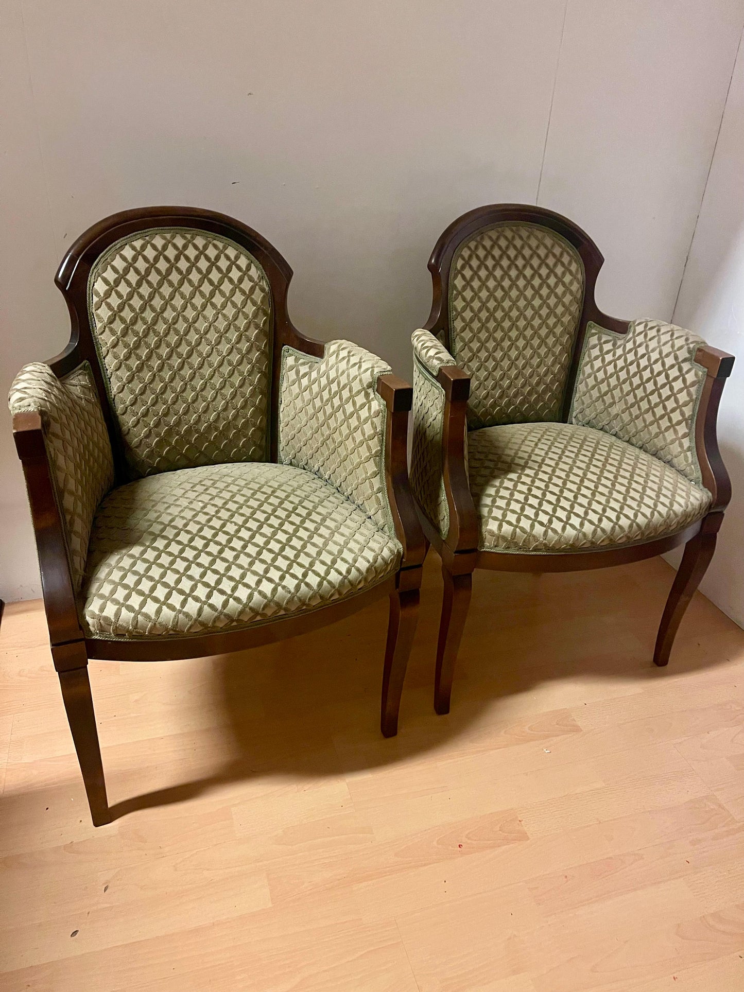 Coppia di poltroncine eleganti in stile classico Luigi Filippo