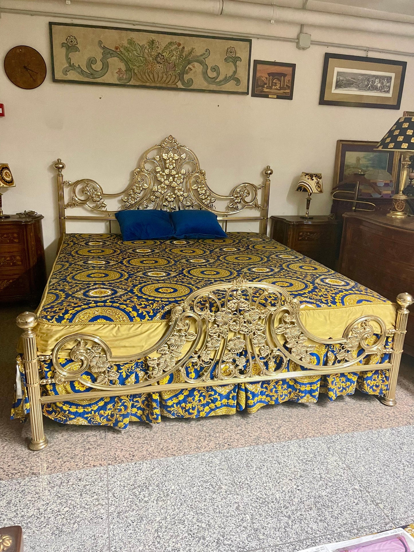 Letto italiano in ottone dorato stile veneziano anni '50