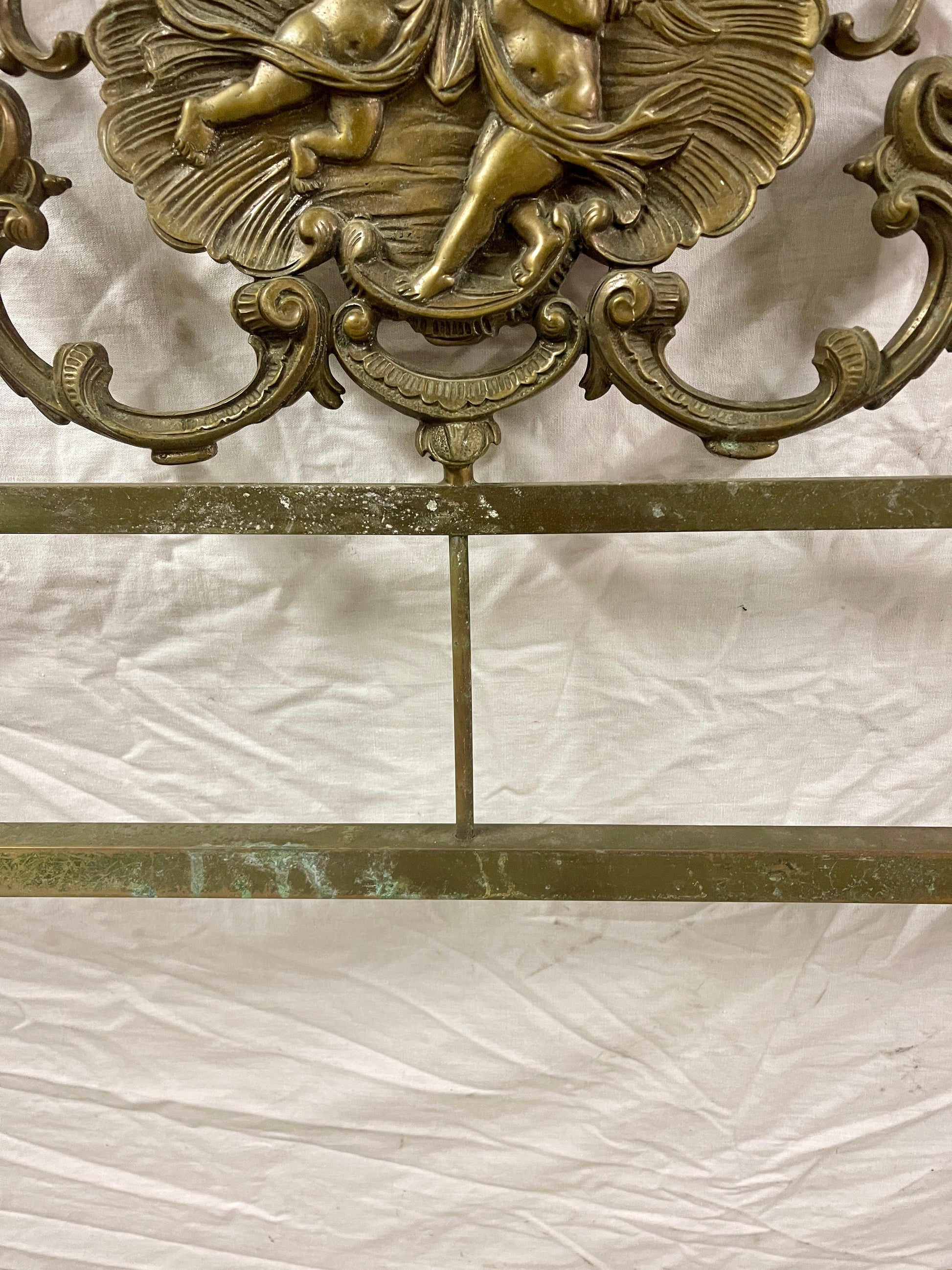 Letto antico in ferro battuto italiano XIX secolo