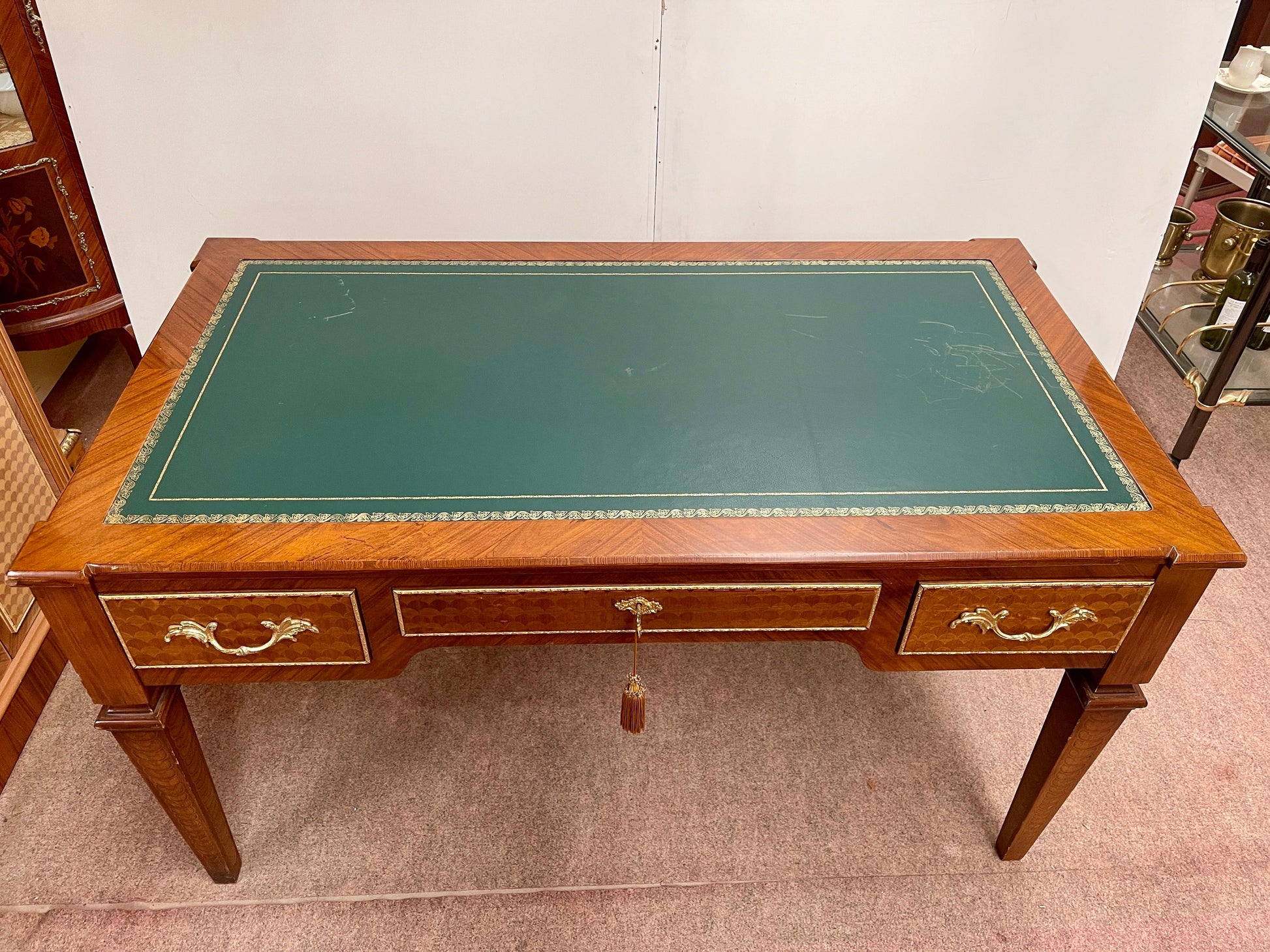 Scrivania da Studio Classica stile italiano in Legno Intarsiato e Pelle anni '80