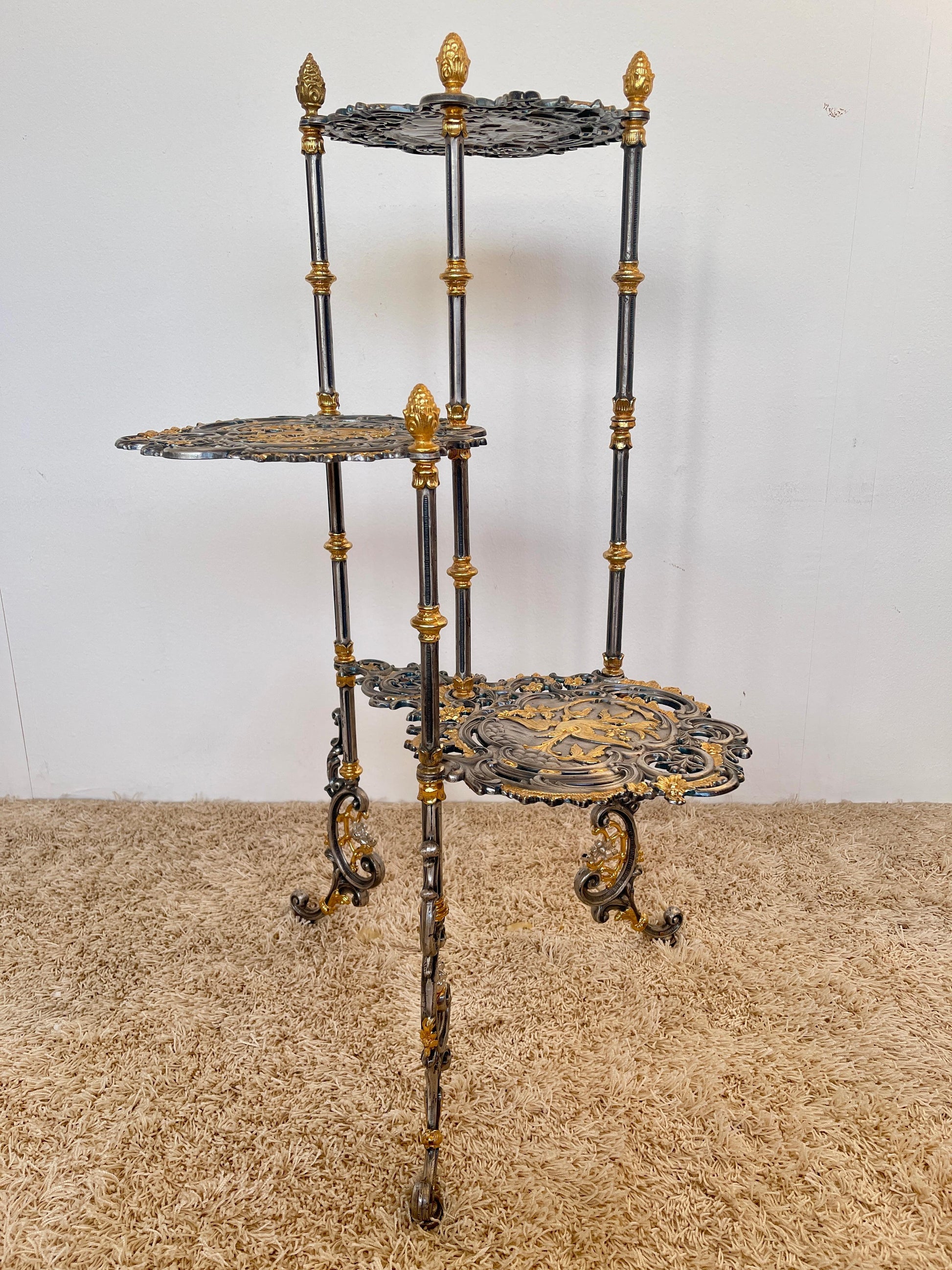 Lussuoso portaoggetti in argento e oro zecchino anni '90