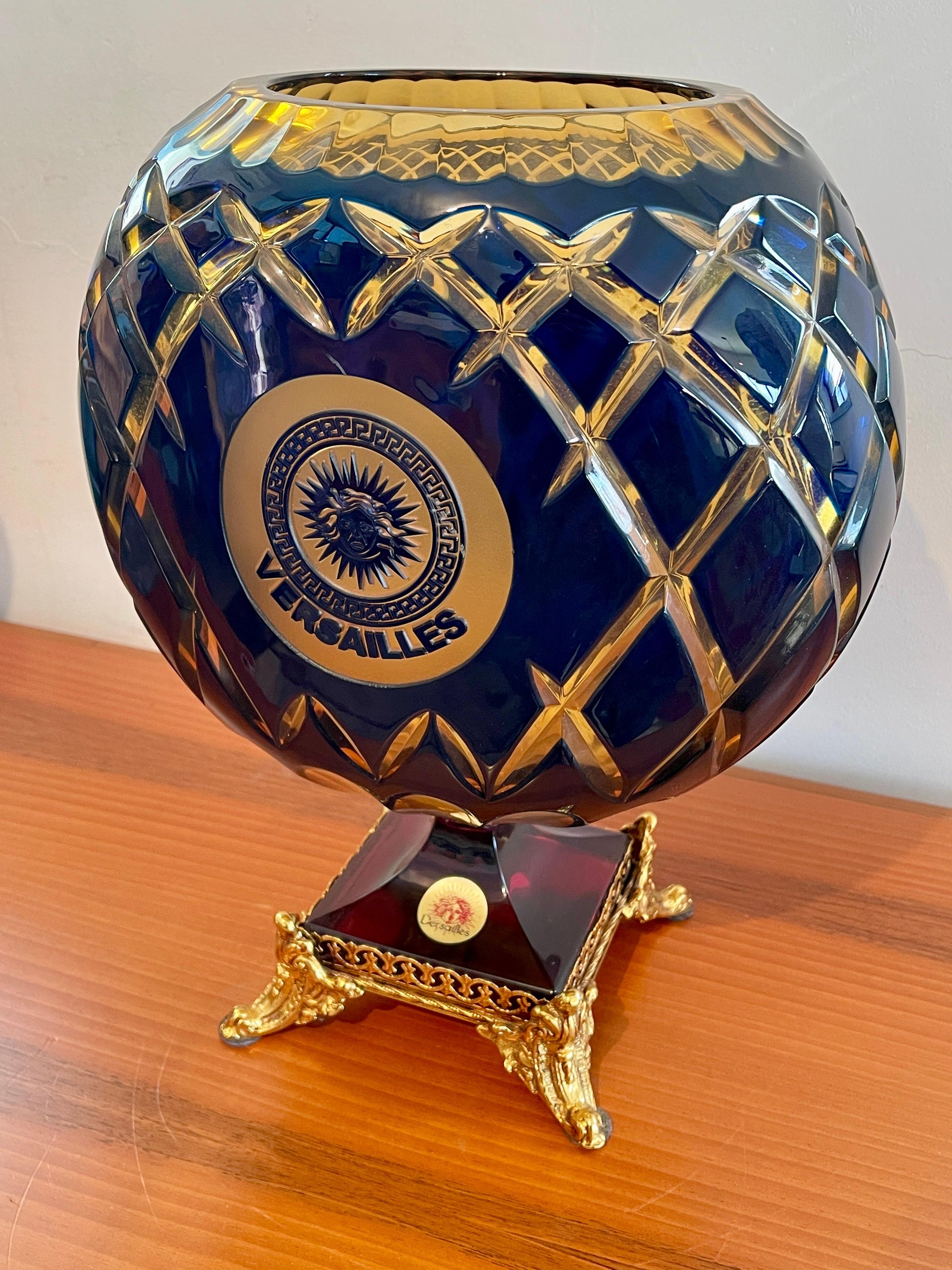 Vaso di lusso in cristallo e bronzo bicolore molato a mano versailles XX secolo