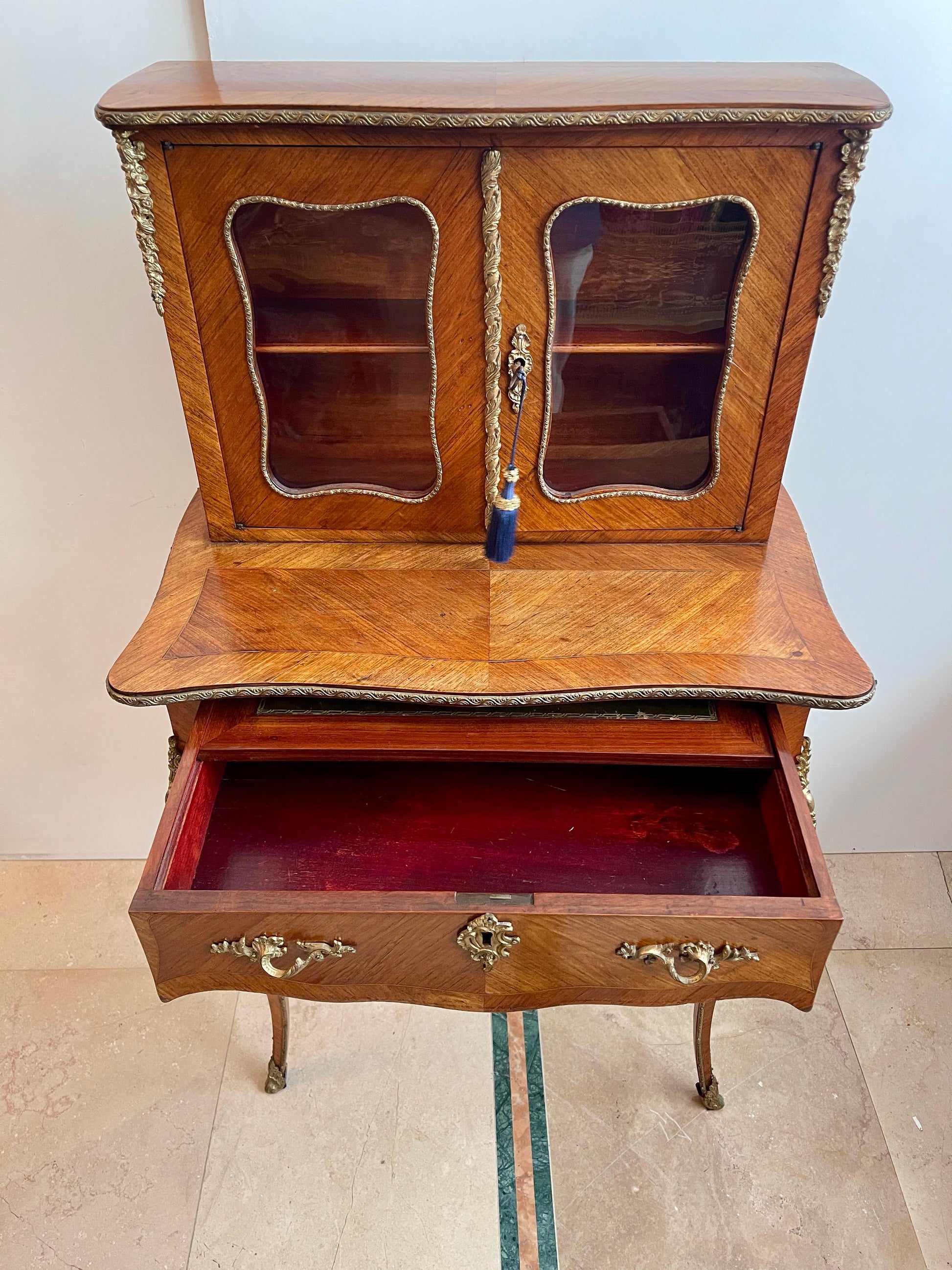 Scrivania con scrittoio ormolu in legno e bronzo francia anni '20